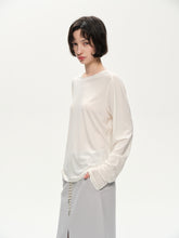 Lyocell wool shoulder cuff design soft texture T-shirt creamy white