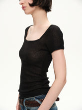 Flax blending trim fit square neck T-shirt black