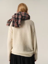 Vintage Wool Crinkle Textured Fringed Scarf Shawl red & gray check