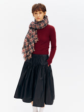 Cashmere Fitted V-Neck Pullover crimson