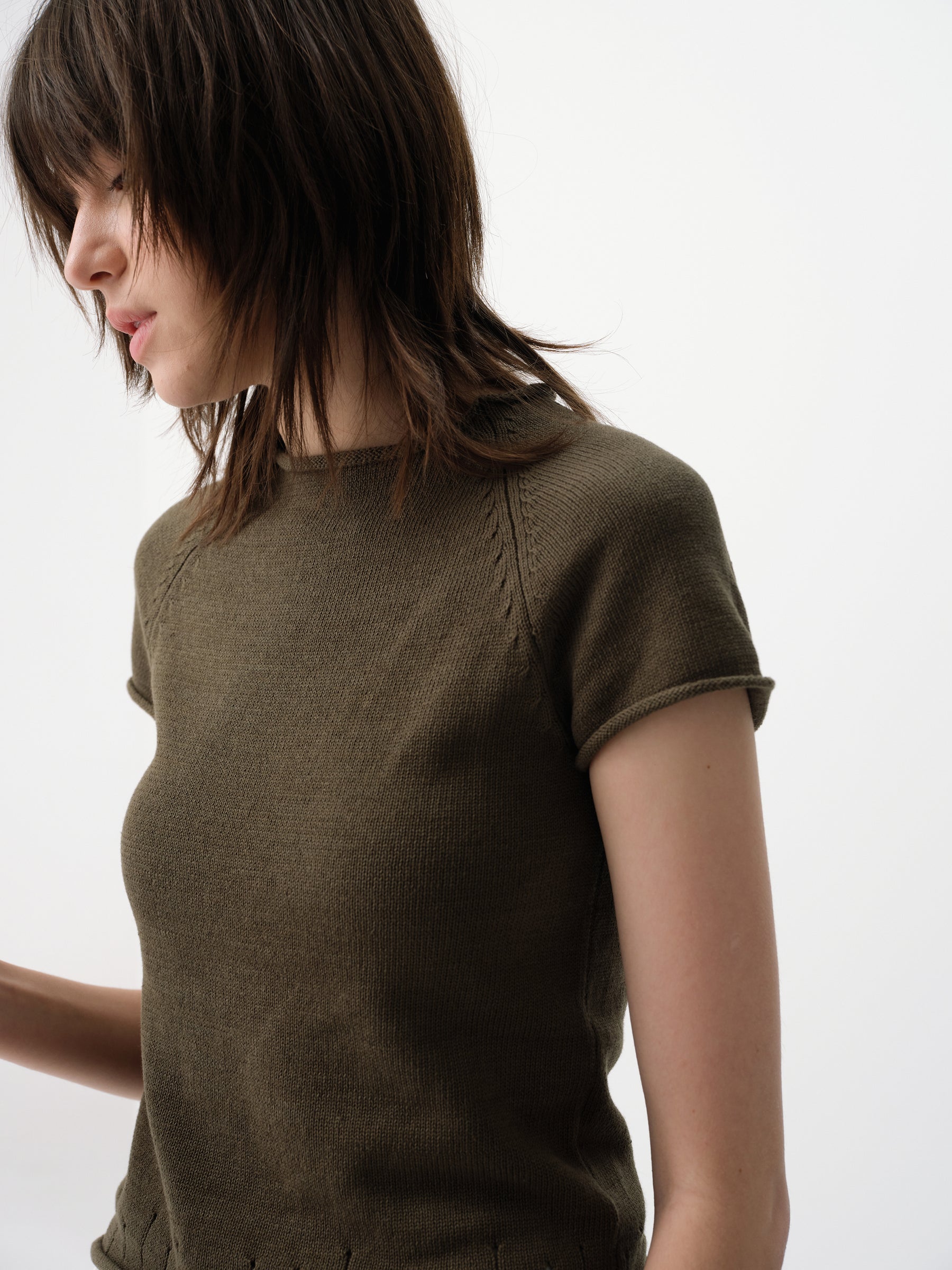Linen-Blend Cuff Trim Butterfly Sleeve Knit Short-Sleeve Tee Military Green