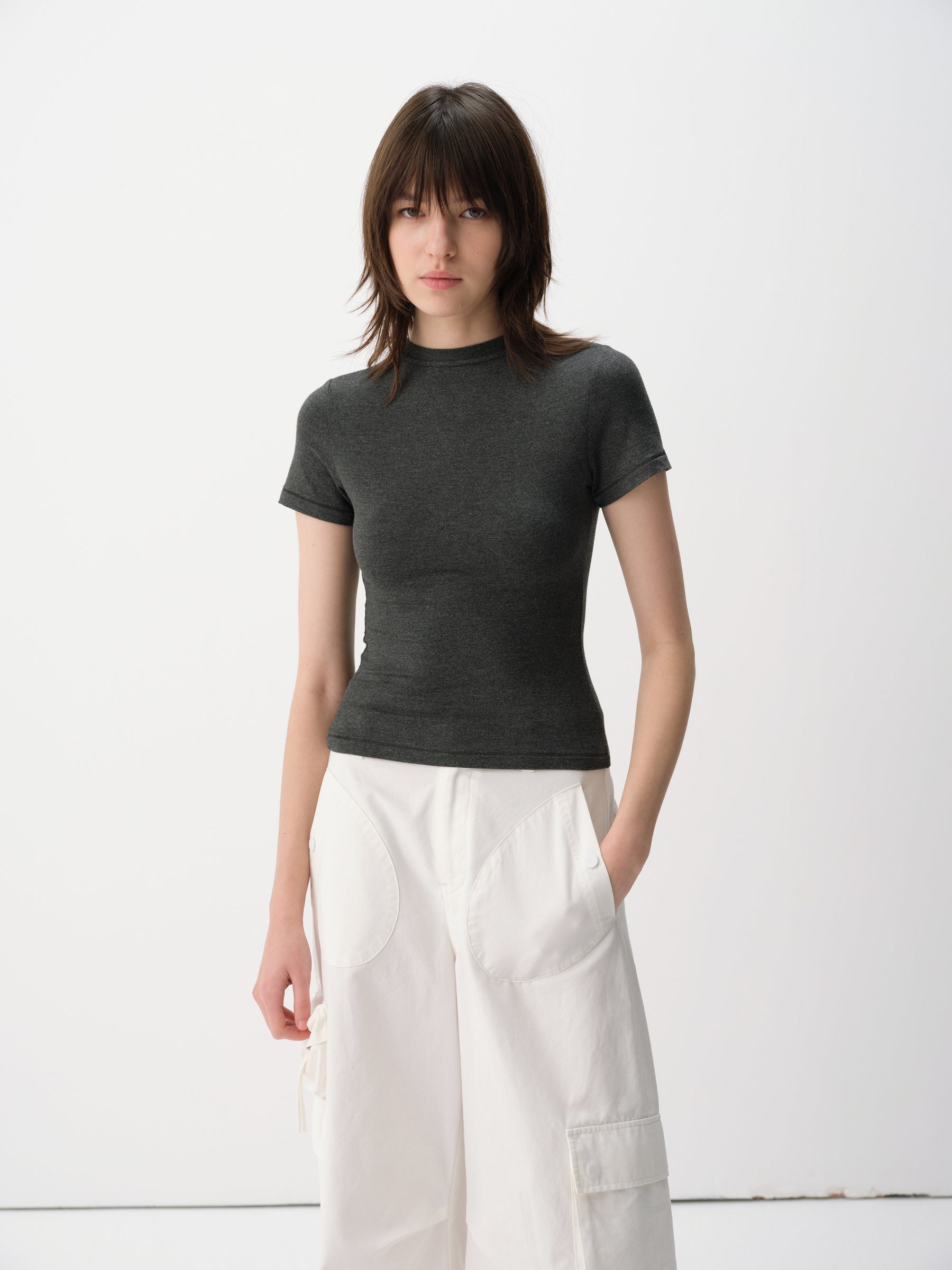 Basic Sculpted Fit Solid Slim Short-Sleeve Tee Charcoal