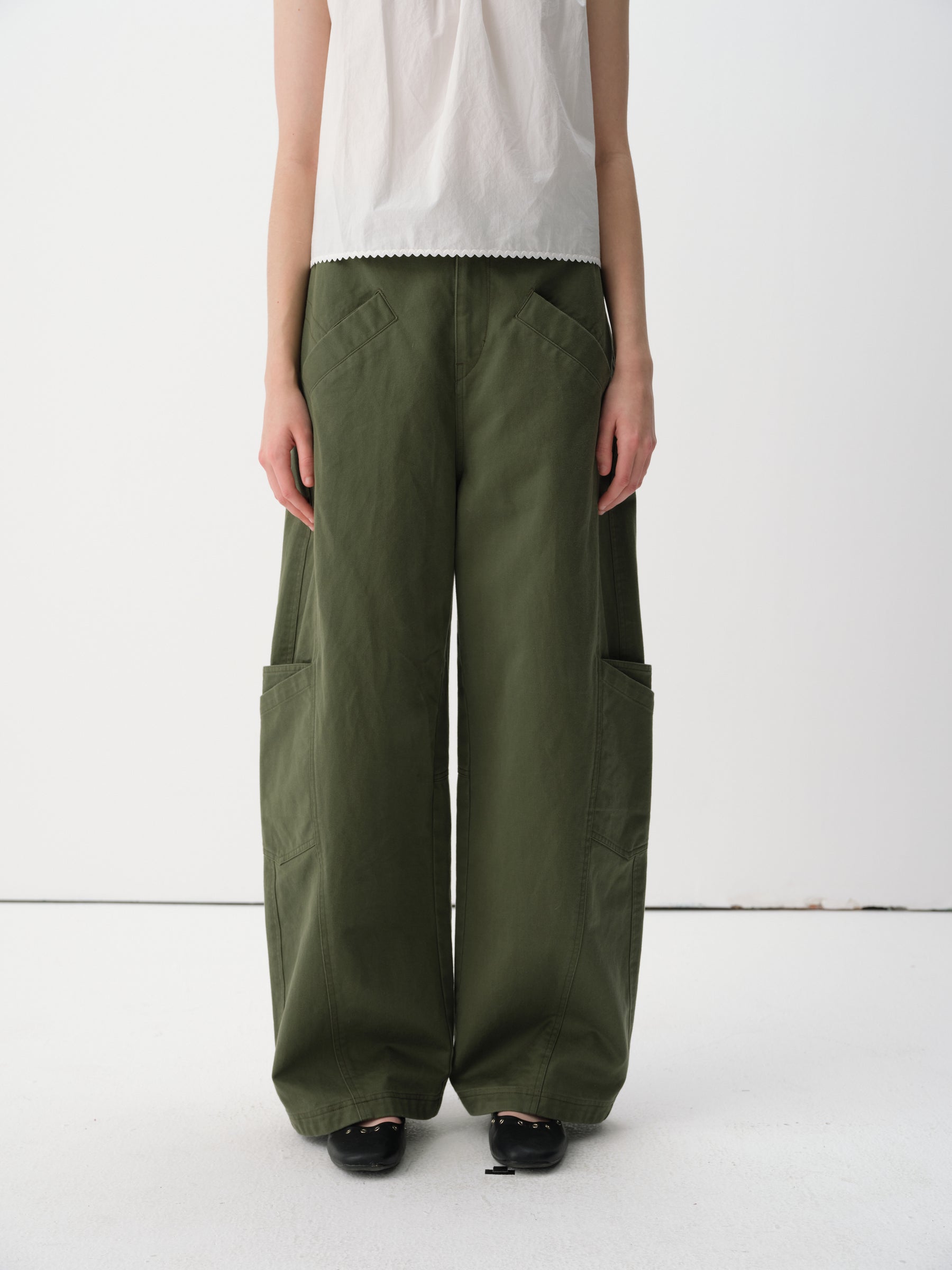 Mid-Low Rise Cotton Structured Curved Hem Casual Pants Military Green