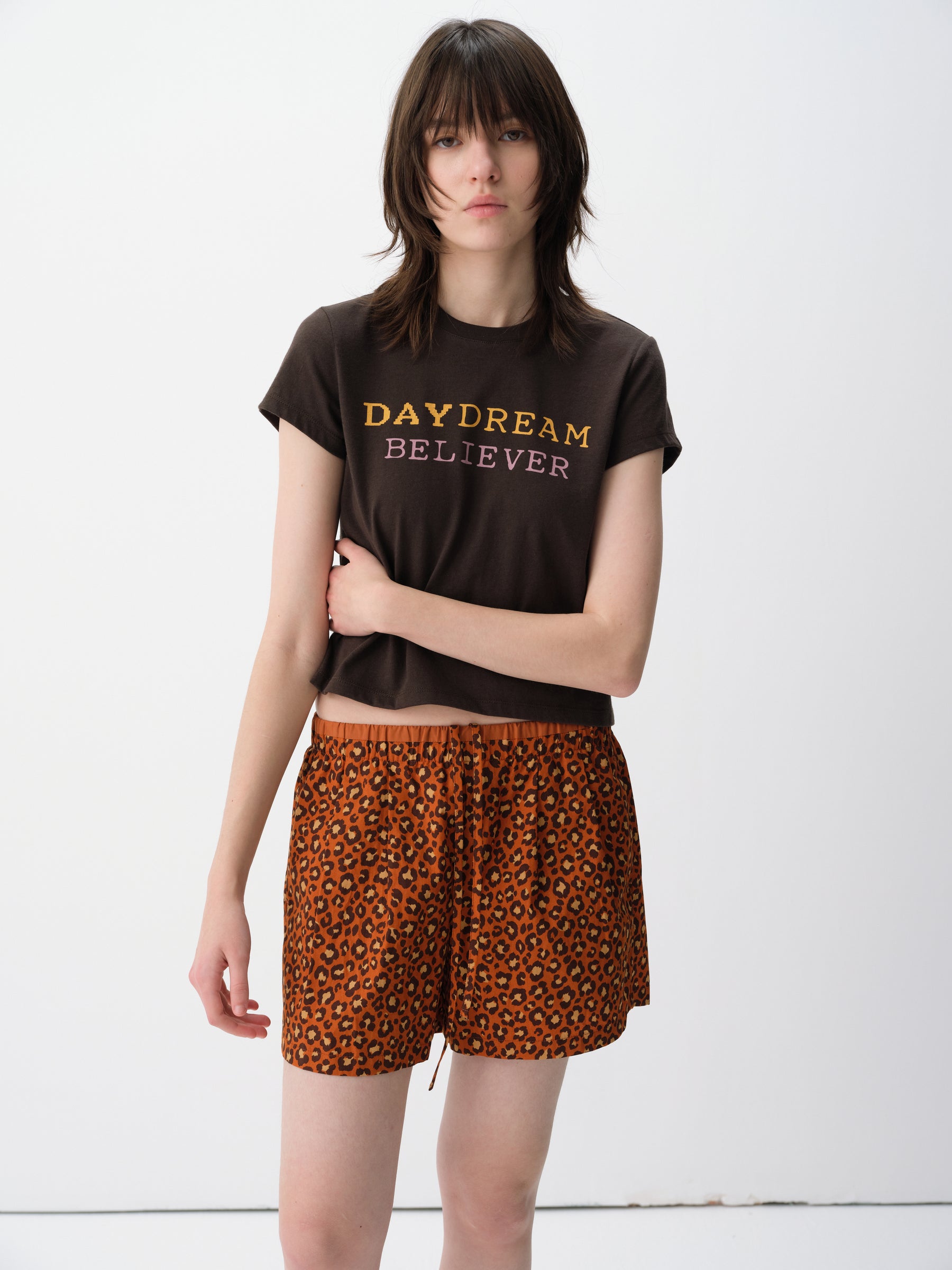 Contrast Slogan Print Regular Shoulder Short-Sleeve Tee Coffee Brown