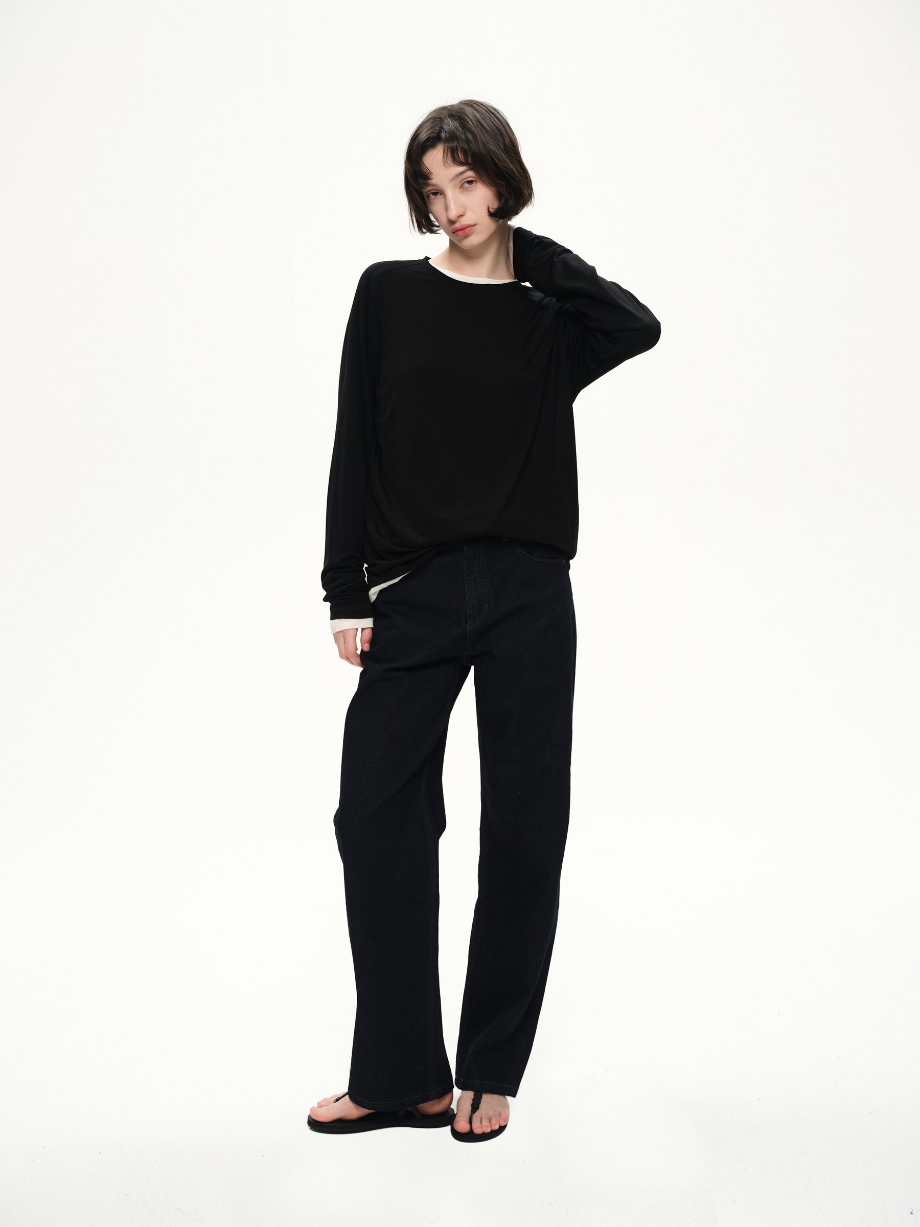 Lyocell wool shoulder cuff design  soft texture T-shirt black