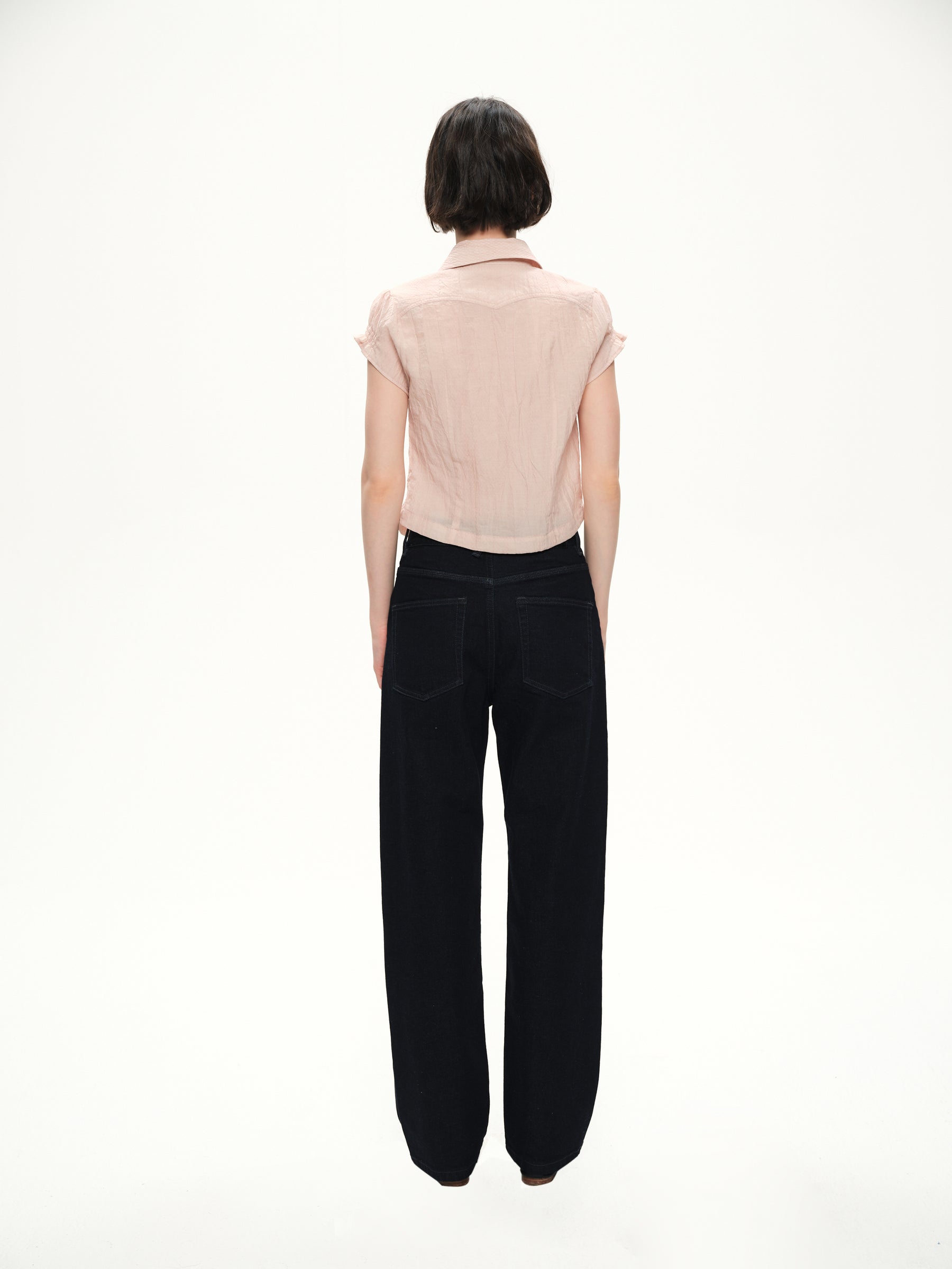 Hidden pattern bubble sleeves fitted short-sleeved shirt light pink