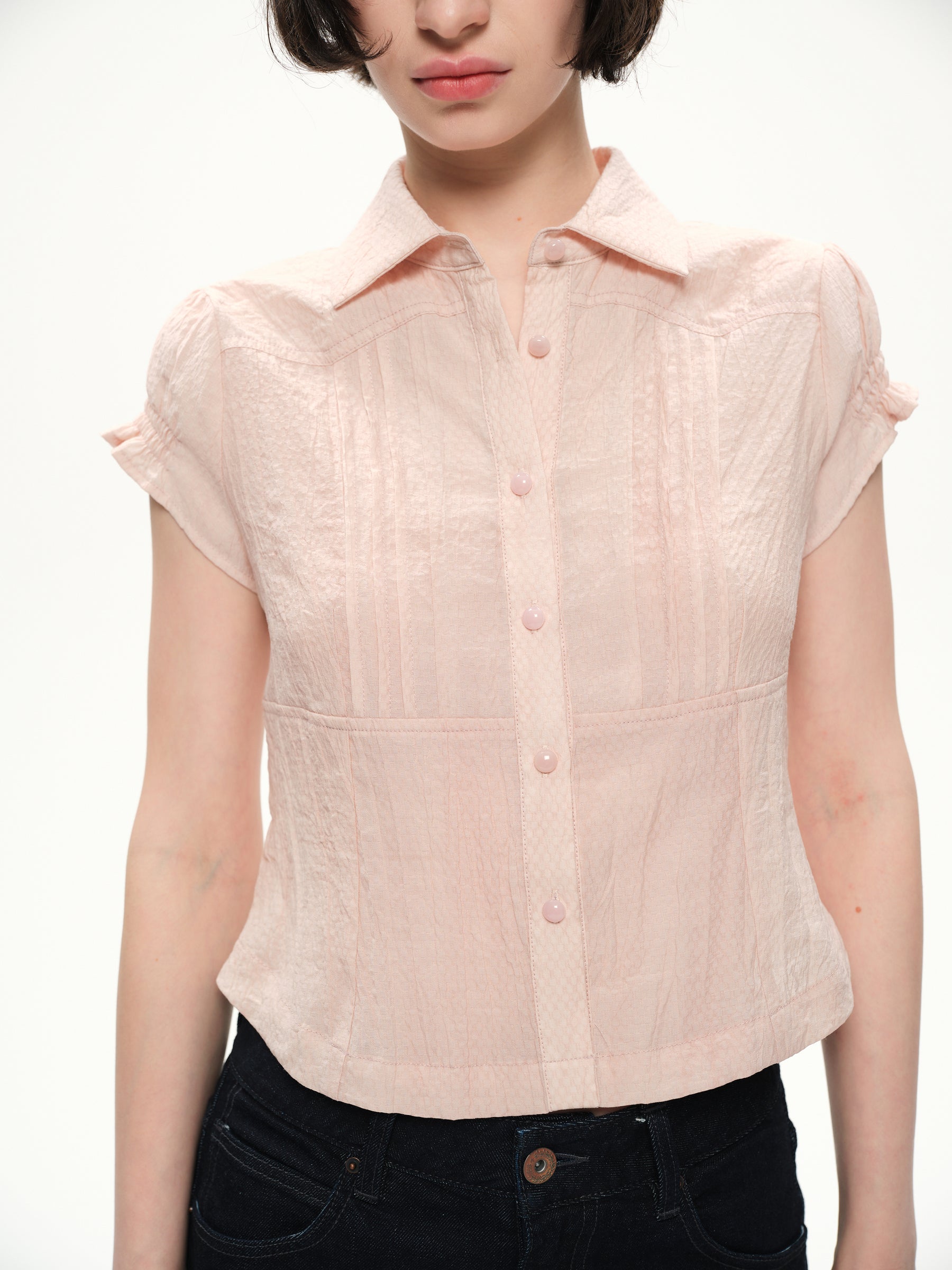 Hidden pattern bubble sleeves fitted short-sleeved shirt light pink