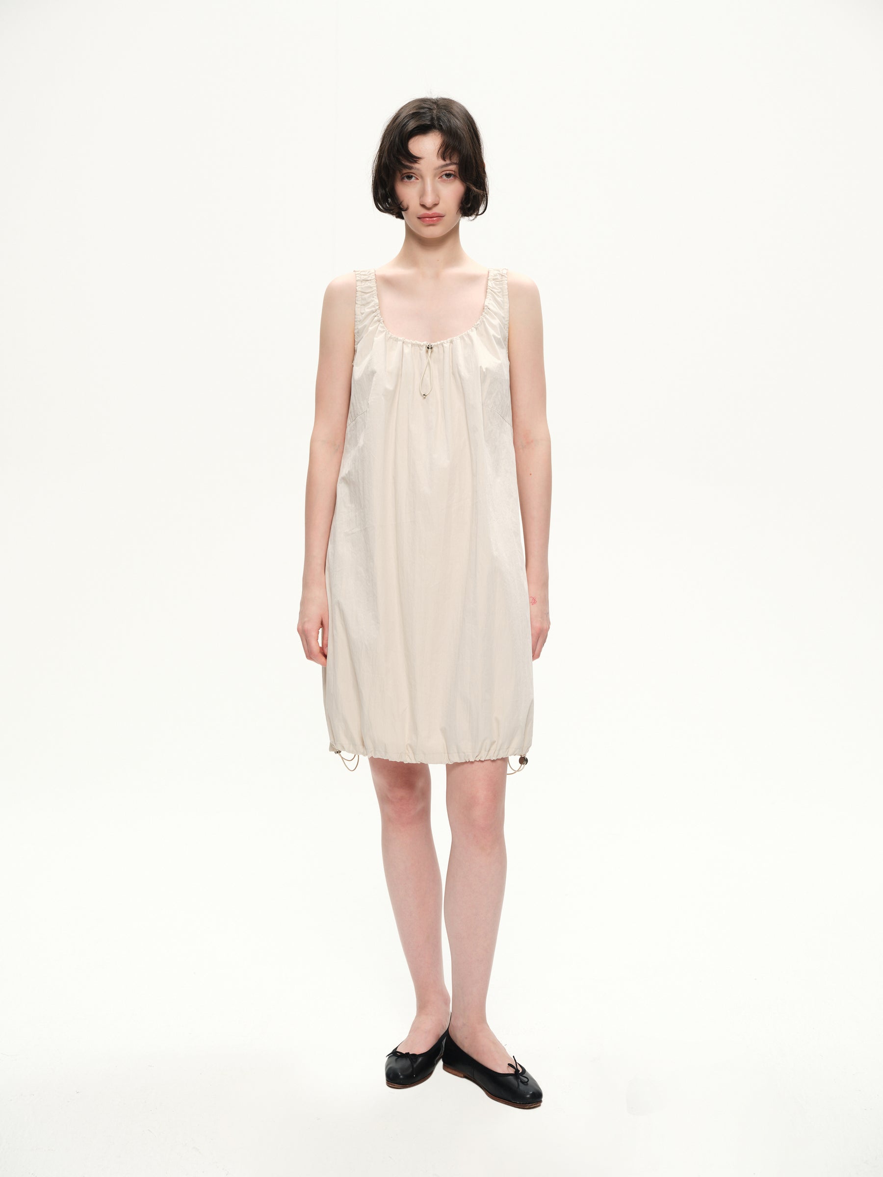U-neck strap a-line dress apricot