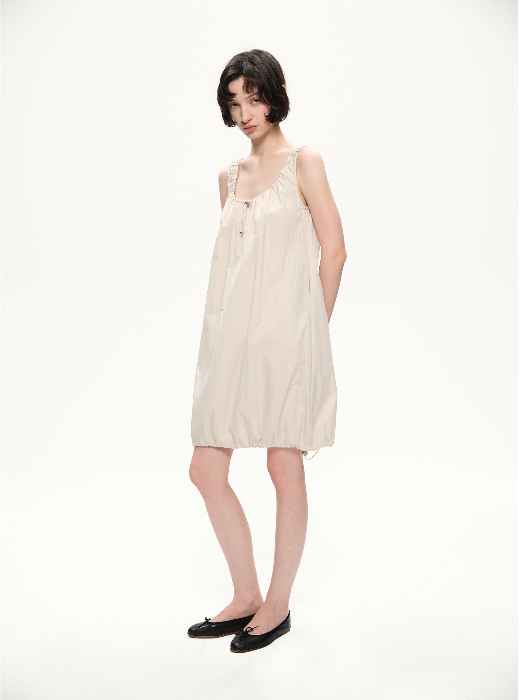 U-neck strap a-line dress apricot