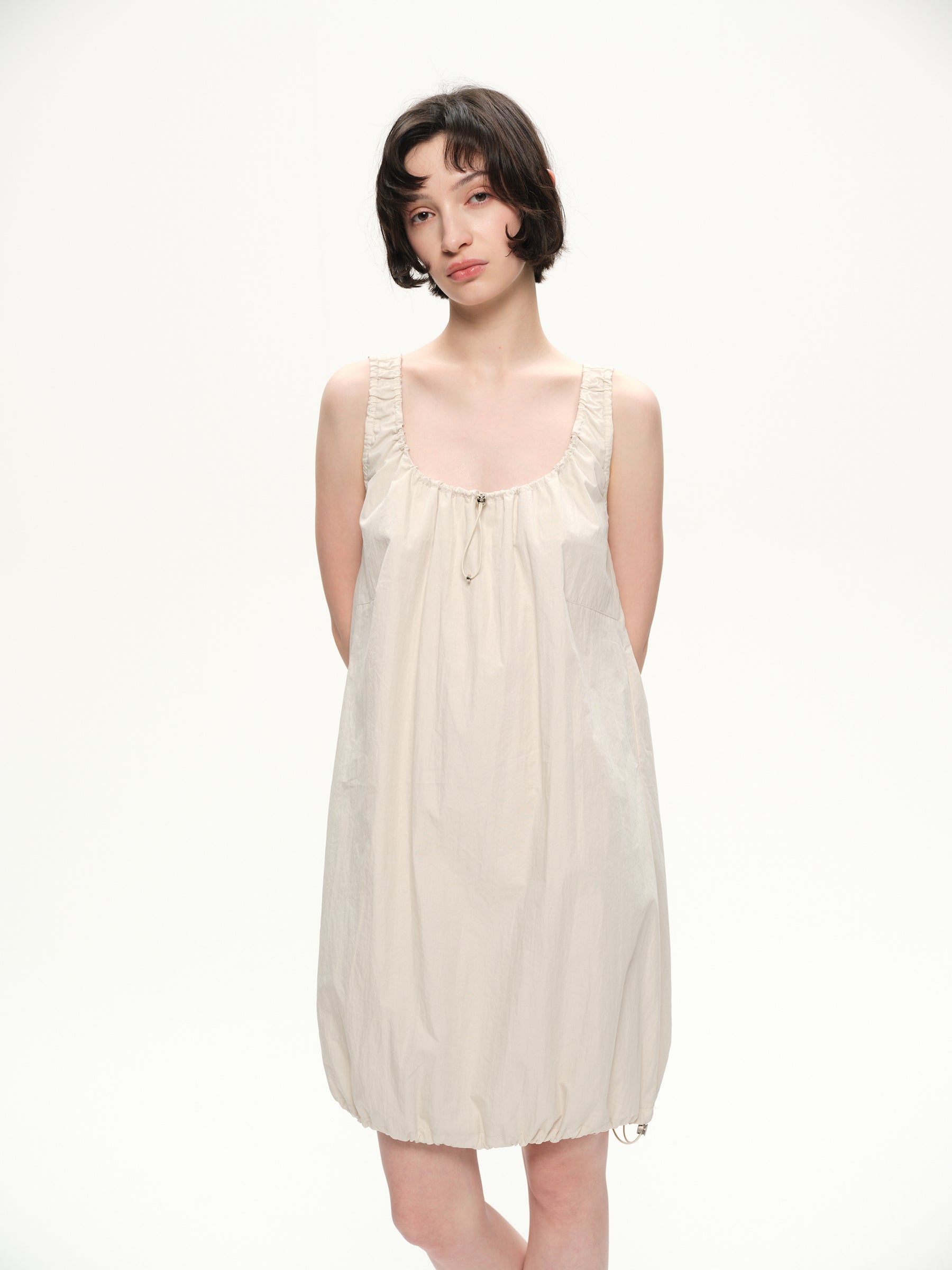 U-neck strap a-line dress apricot