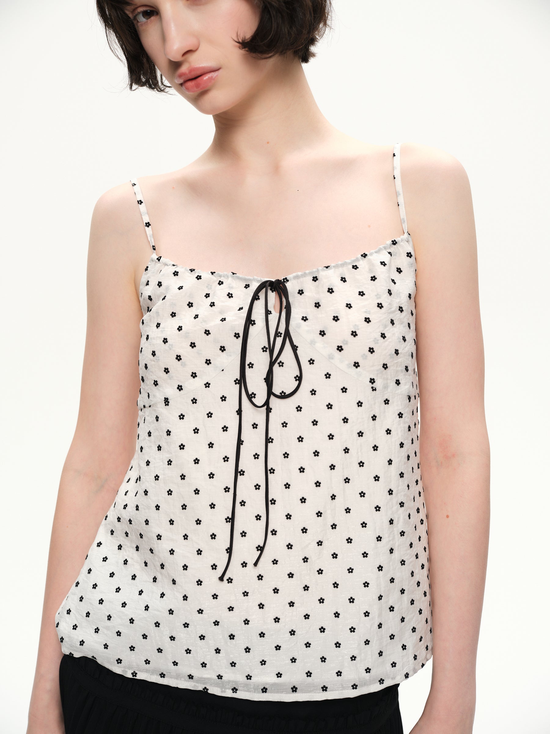 Suede flower pattern drawstring halter-neck dress white