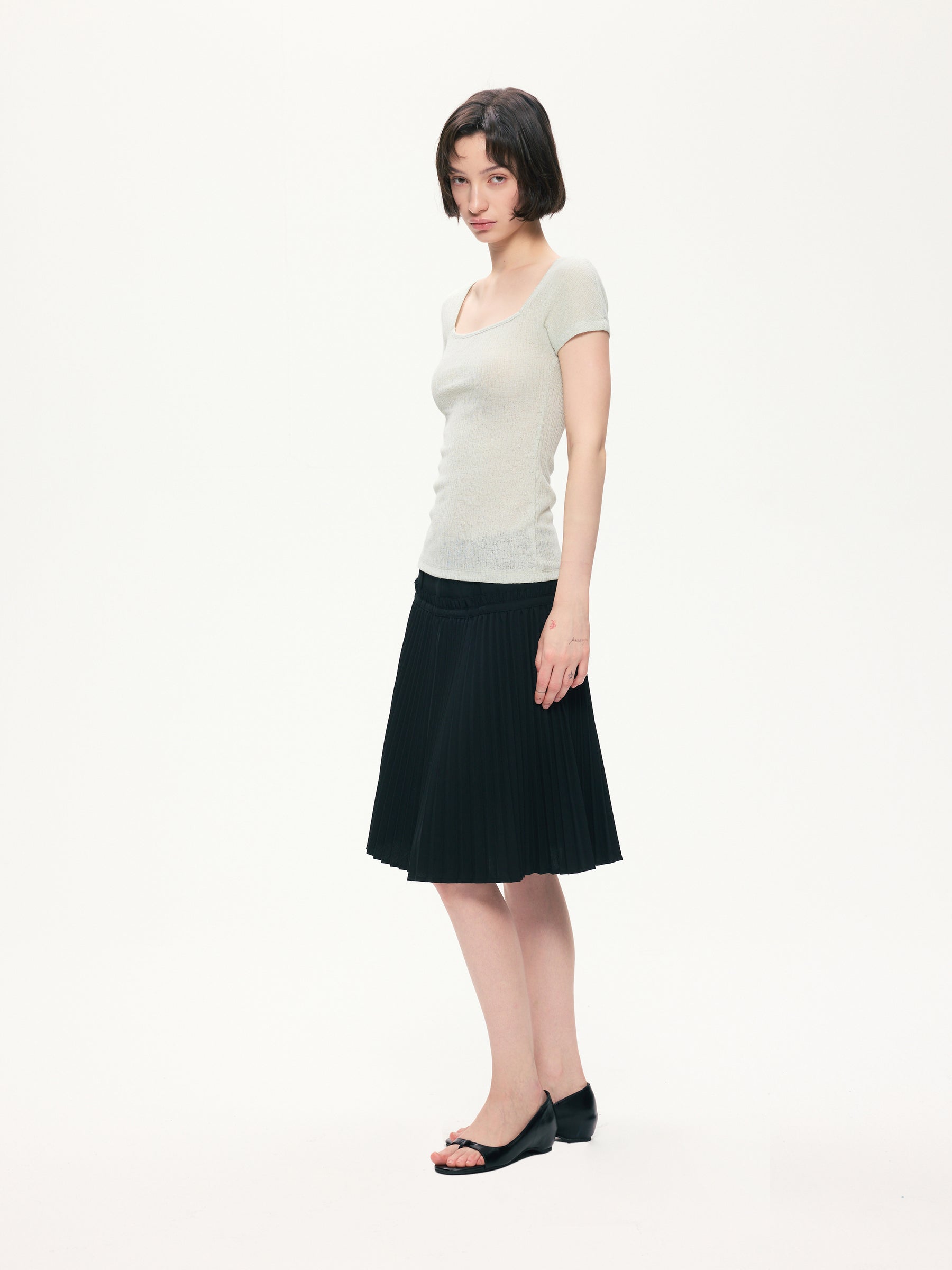 Flax blending trim fit square neck T-shirt jade-green