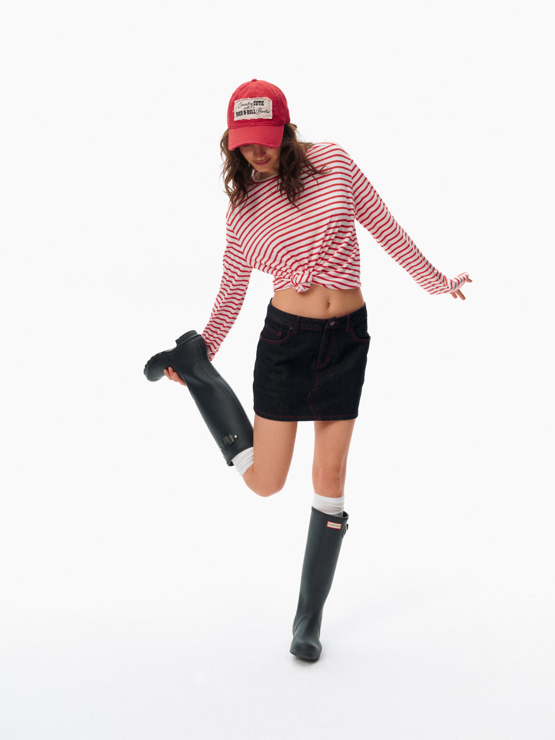 Striped Roll-Cuff Relaxed Fit Long-Sleeve T-Shirt red