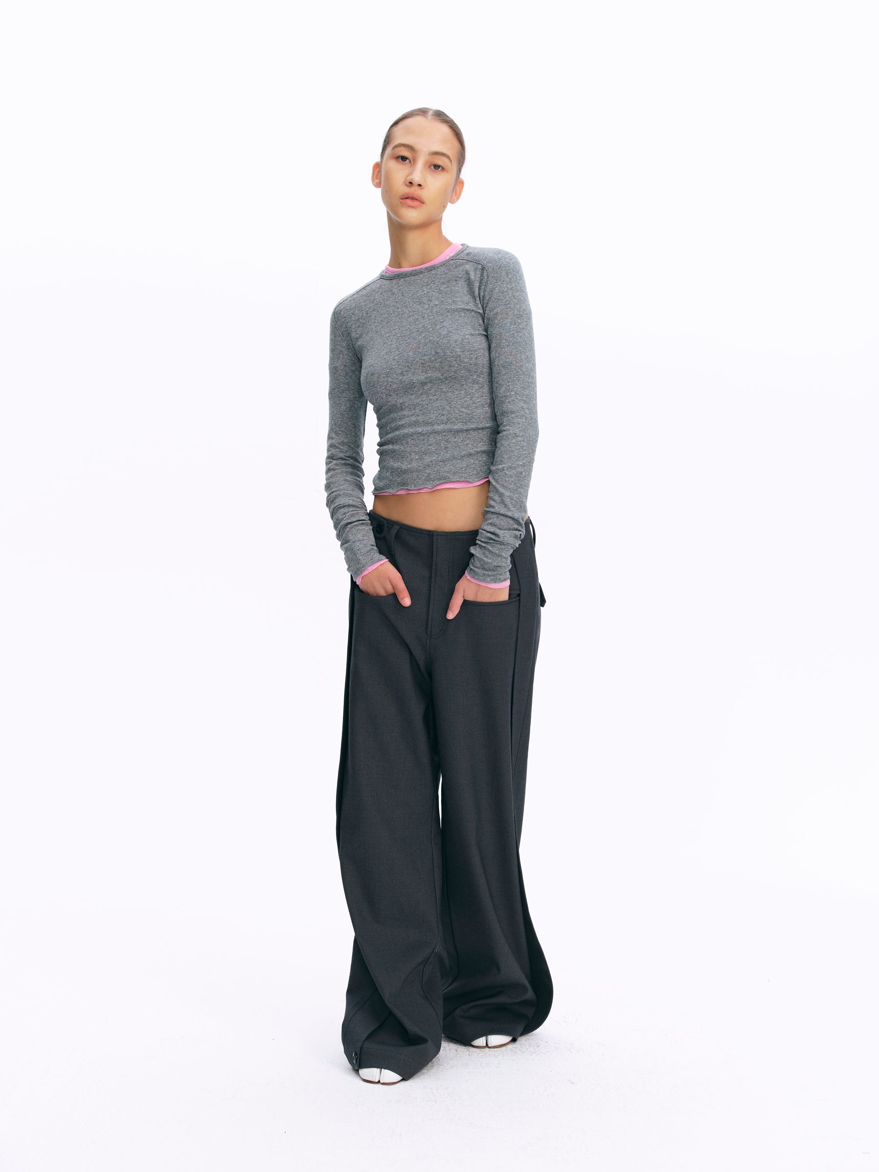 Low-Rise Side-Panel Wide-Leg Trousers gray