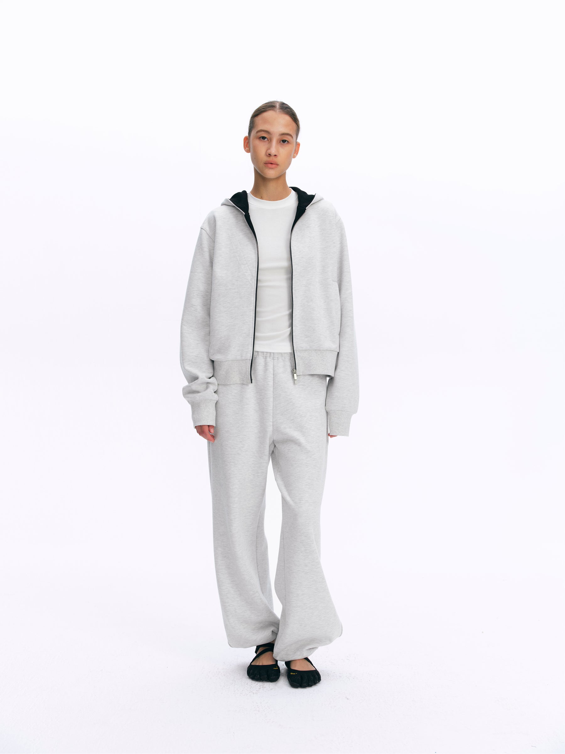 Mid-Rise Elastic Cuff Jogger Pants gray