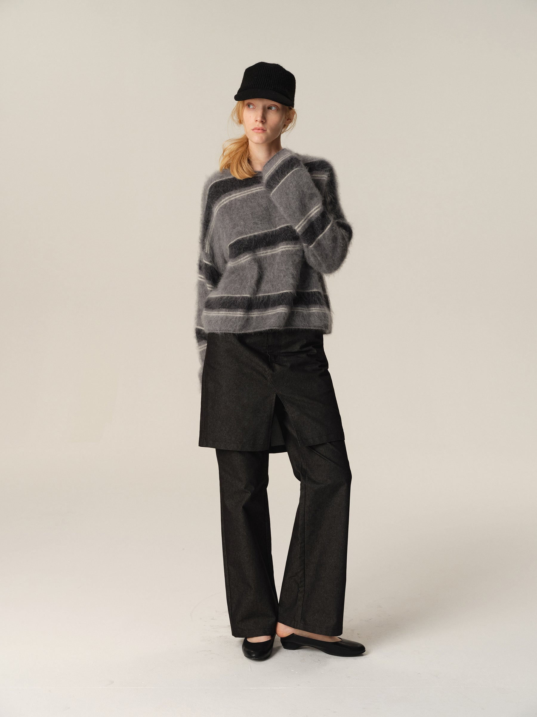 Mid-Low Waist Mock Two-Piece Slit Flare Culottes black