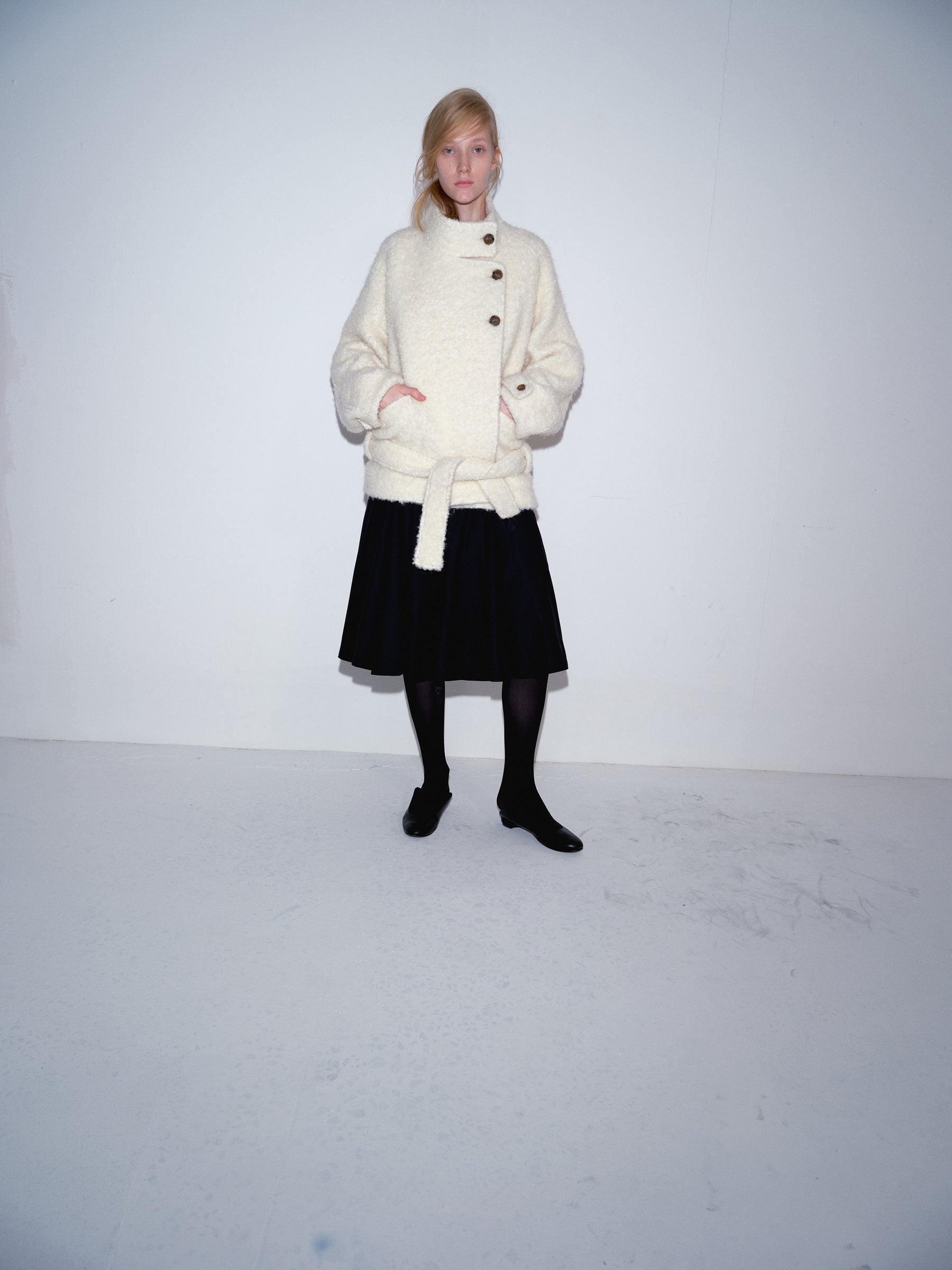 Brushed Wool Puffy Low-Rise Belted Stand Collar Coat off white