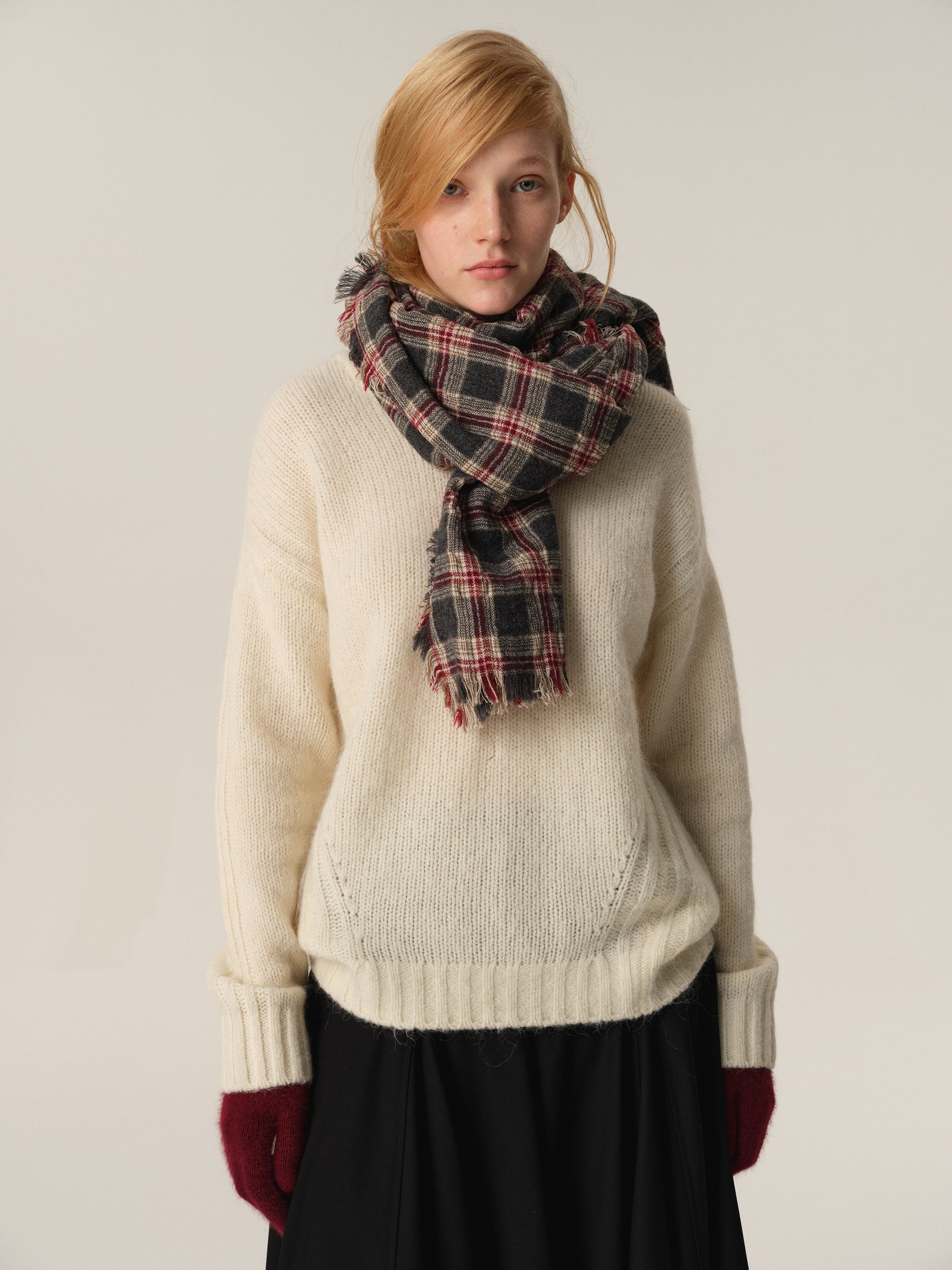 Alpaca Wool V-Neck Drop-Shoulder Sweater apricot