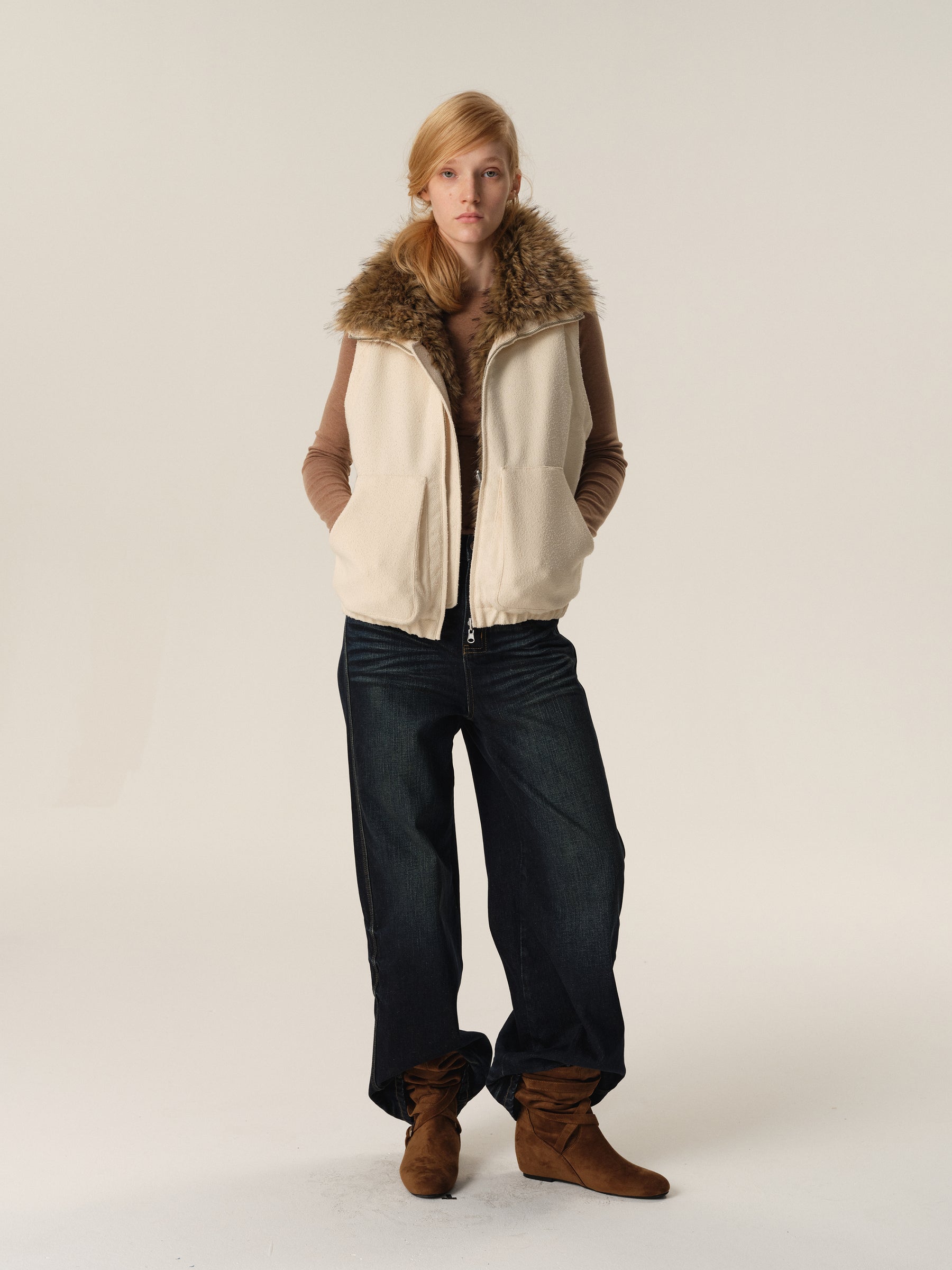 Reversible Faux Fur High-Neck Zip Vest beige