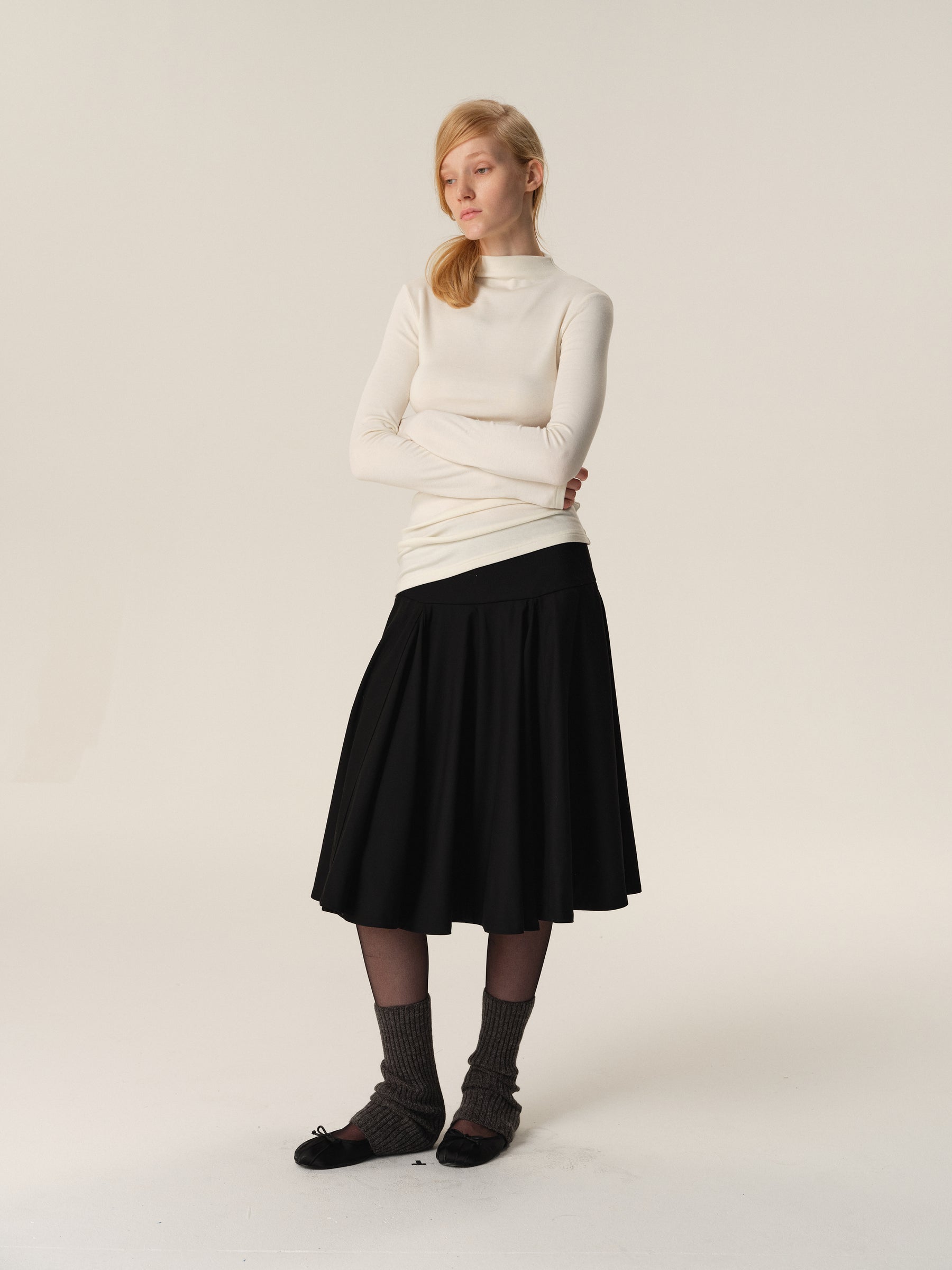 Mock Neck Curved Hem Slouchy Long-Sleeve Tee white