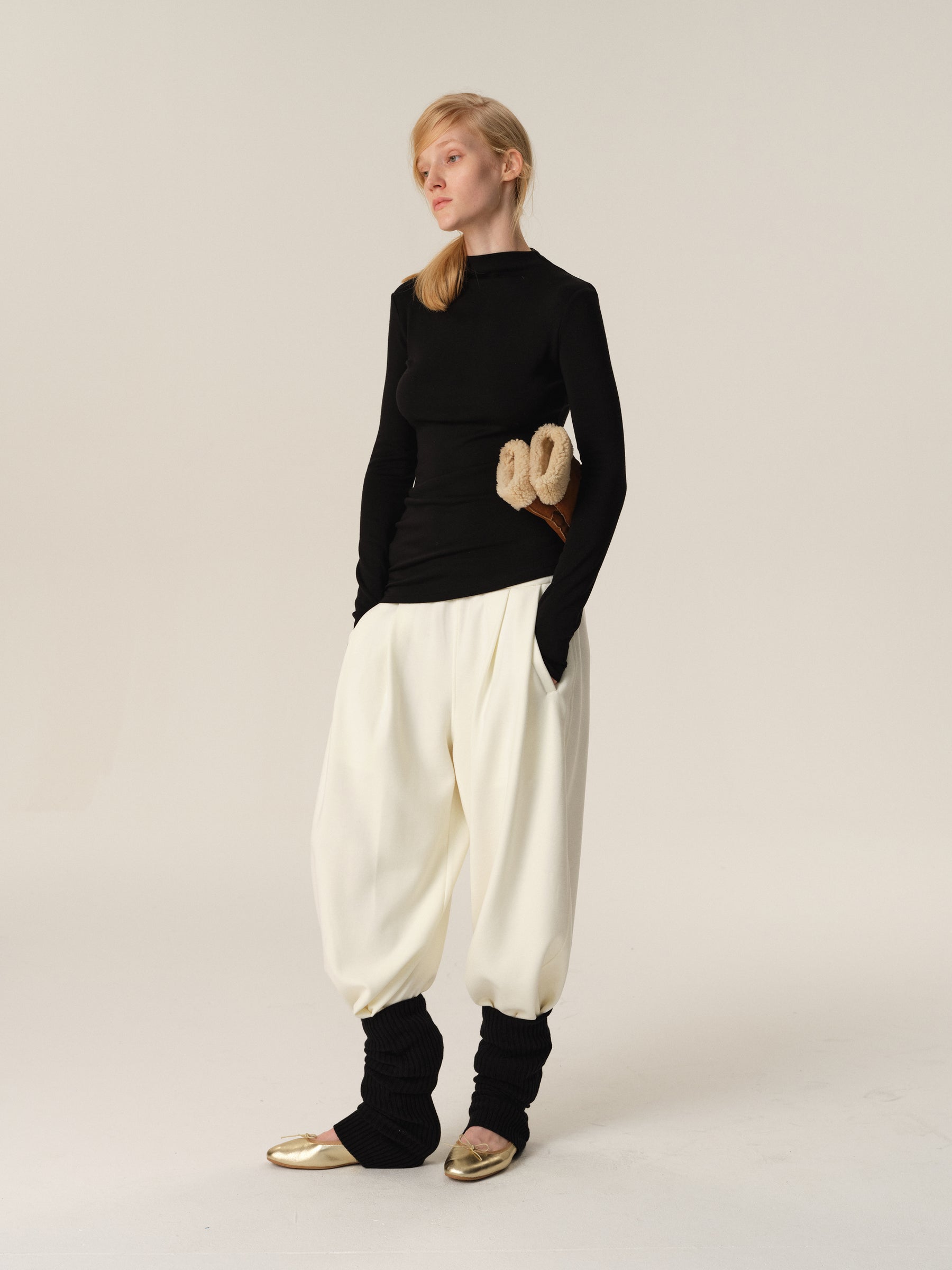 Mock Neck Curved Hem Slouchy Long-Sleeve Tee black