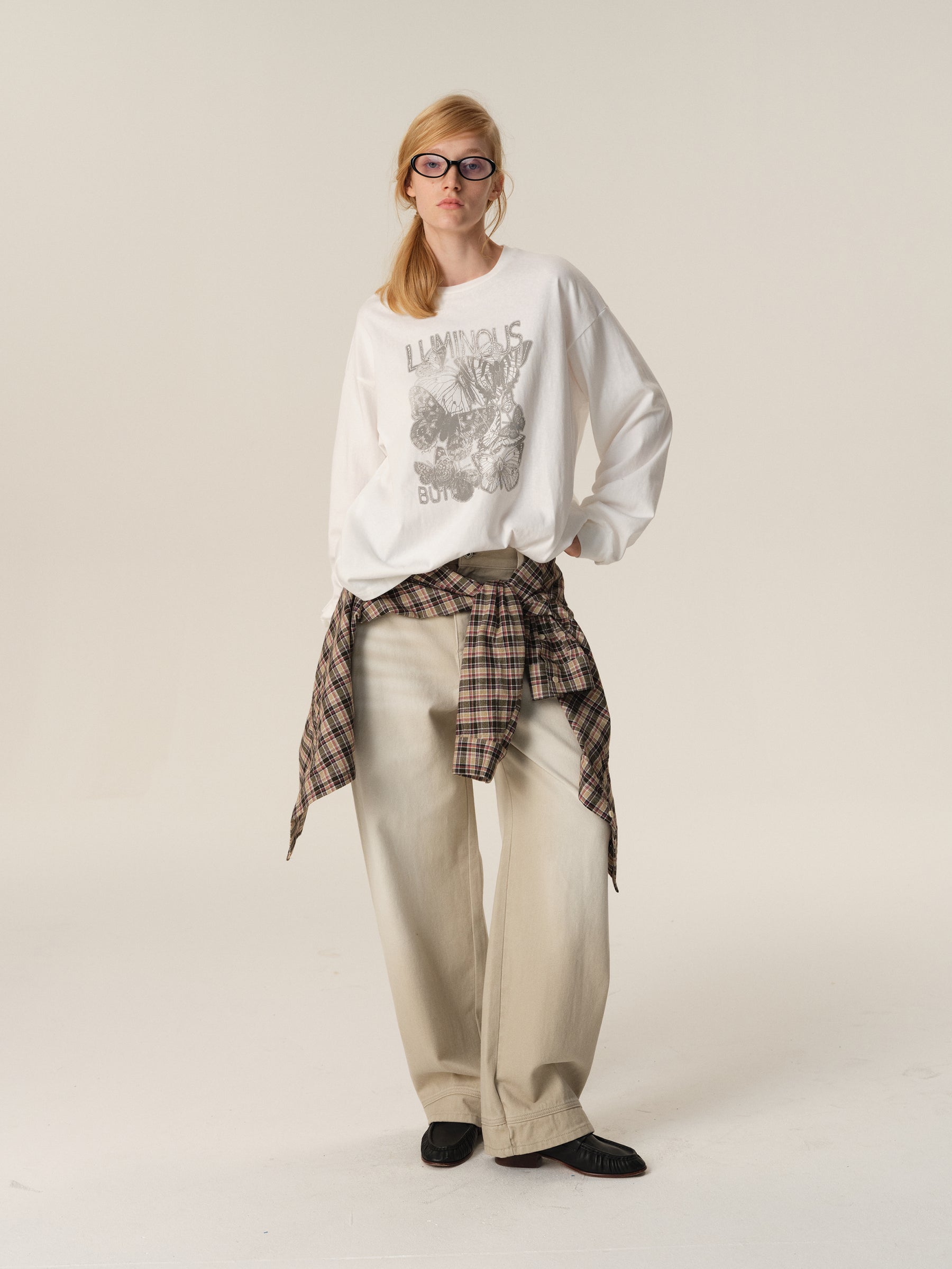 Butterfly Silhouette Print Oversized Long-Sleeve Tee white