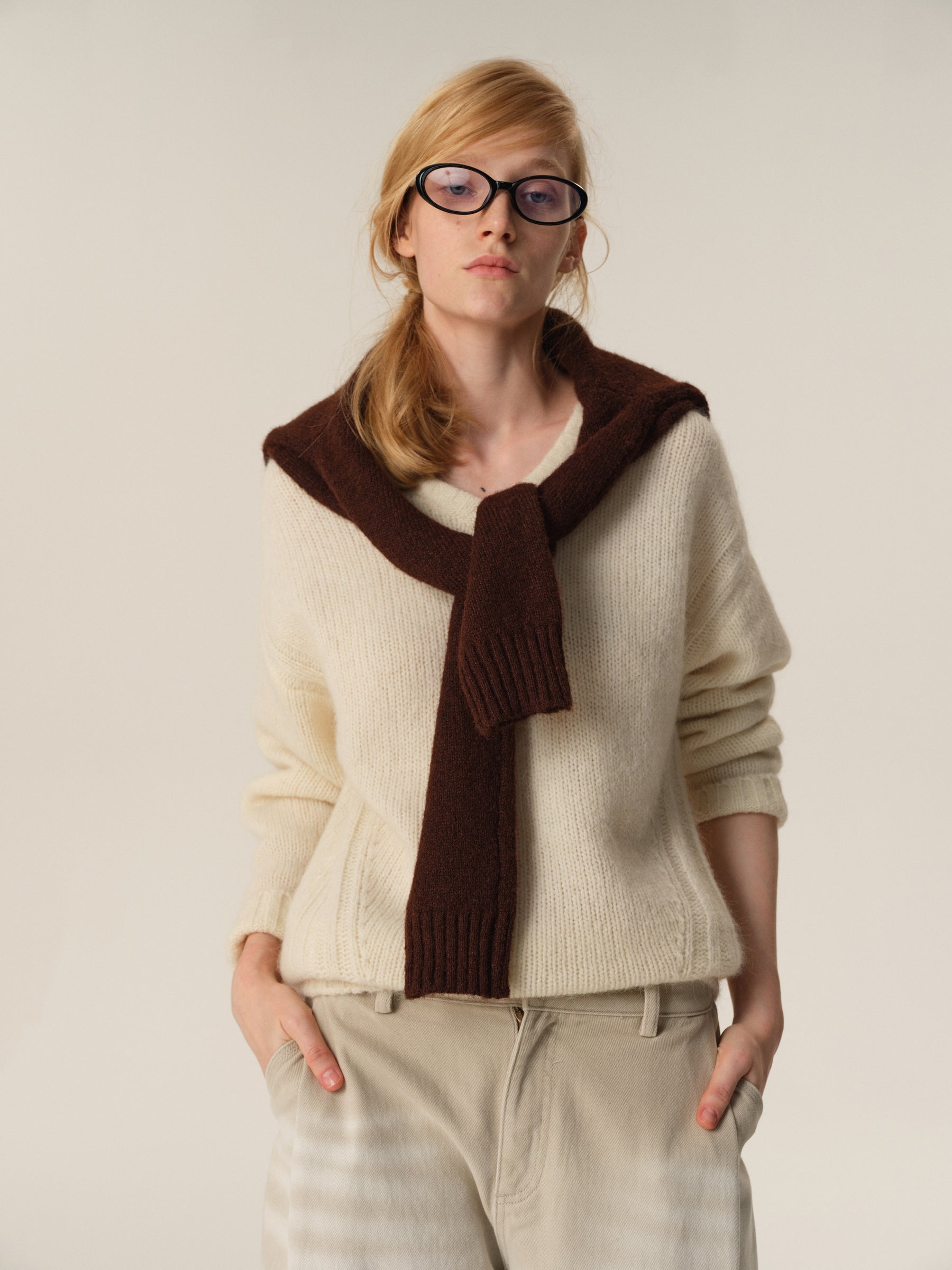 Alpaca Wool V-Neck Drop-Shoulder Sweater apricot