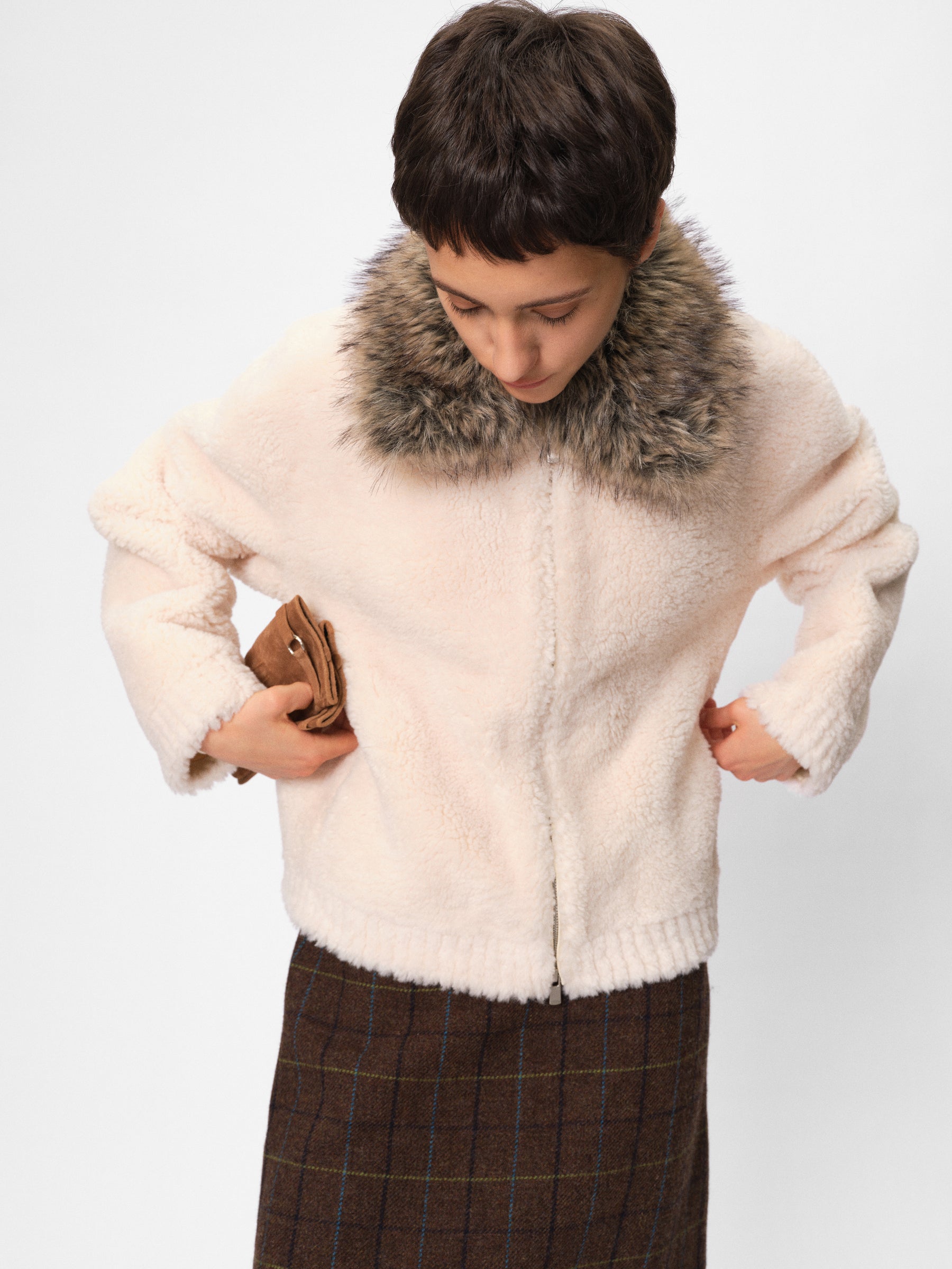 Detachable Faux Fur Collar Shearling Jacket cream