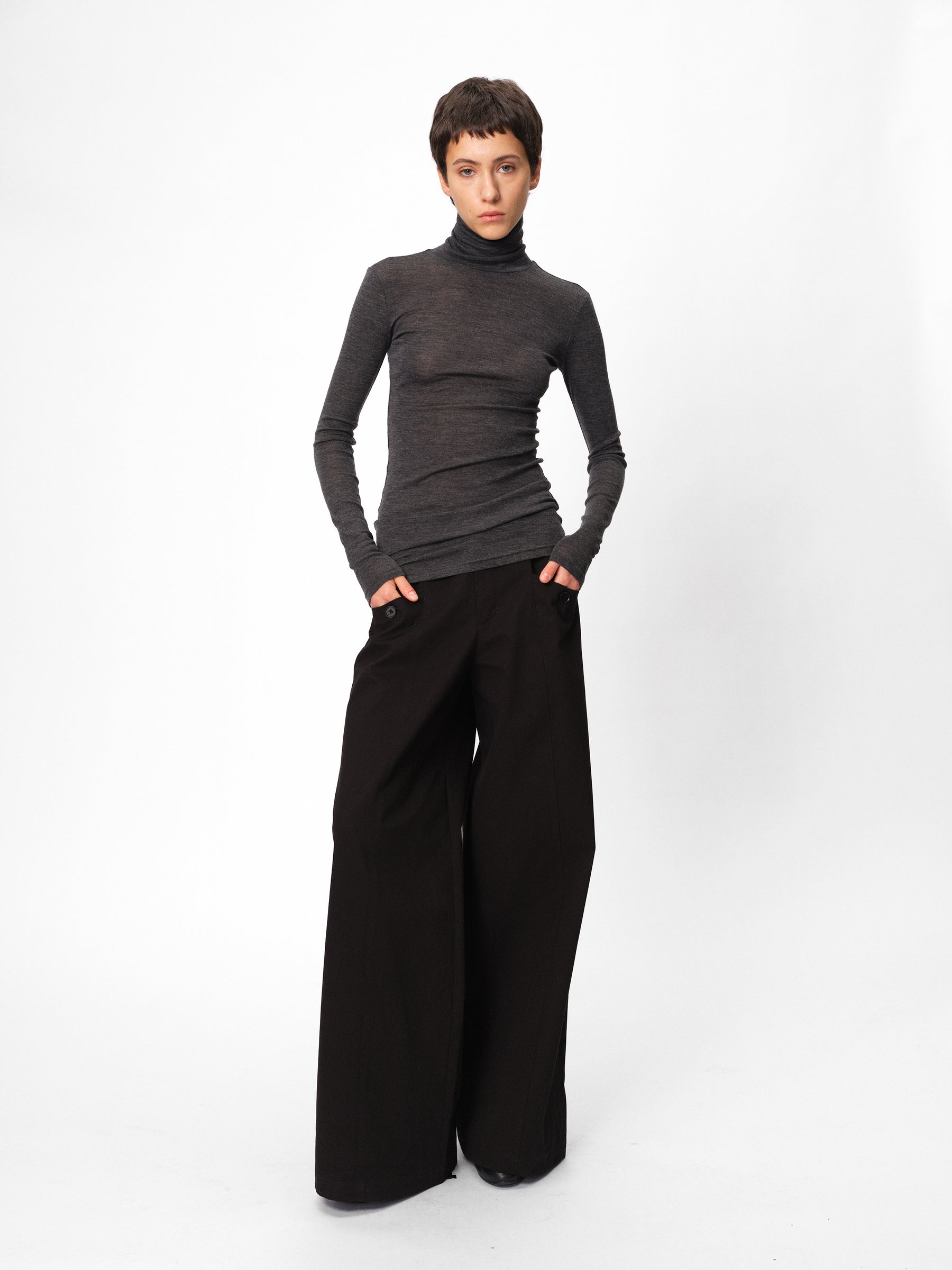 Merino Wool Regular-Sleeve Mock Neck Fitted Long-Sleeve Top heather gray