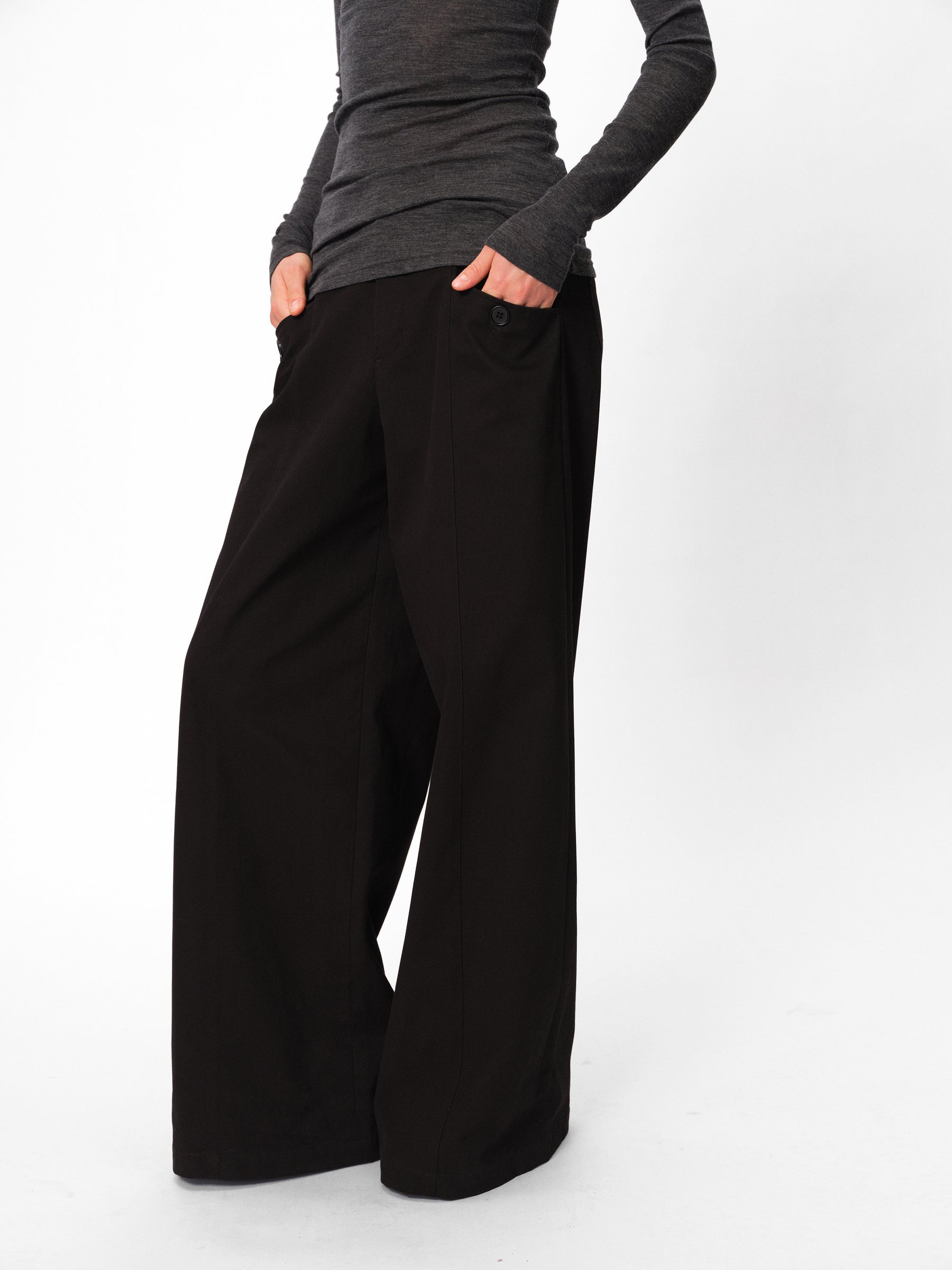 Mid-Low Rise Cotton Structured Wide-Leg Trousers black