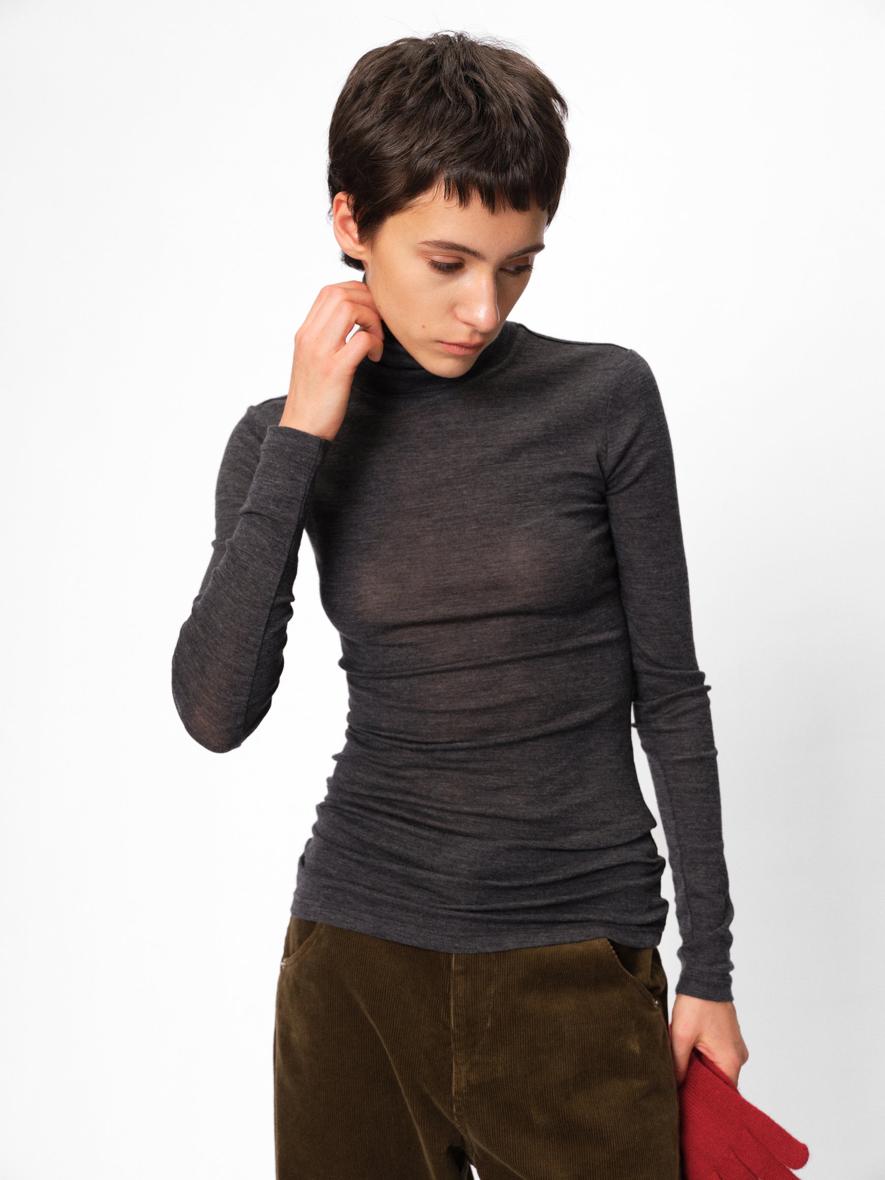 Merino Wool Regular-Sleeve Mock Neck Fitted Long-Sleeve Top heather gray