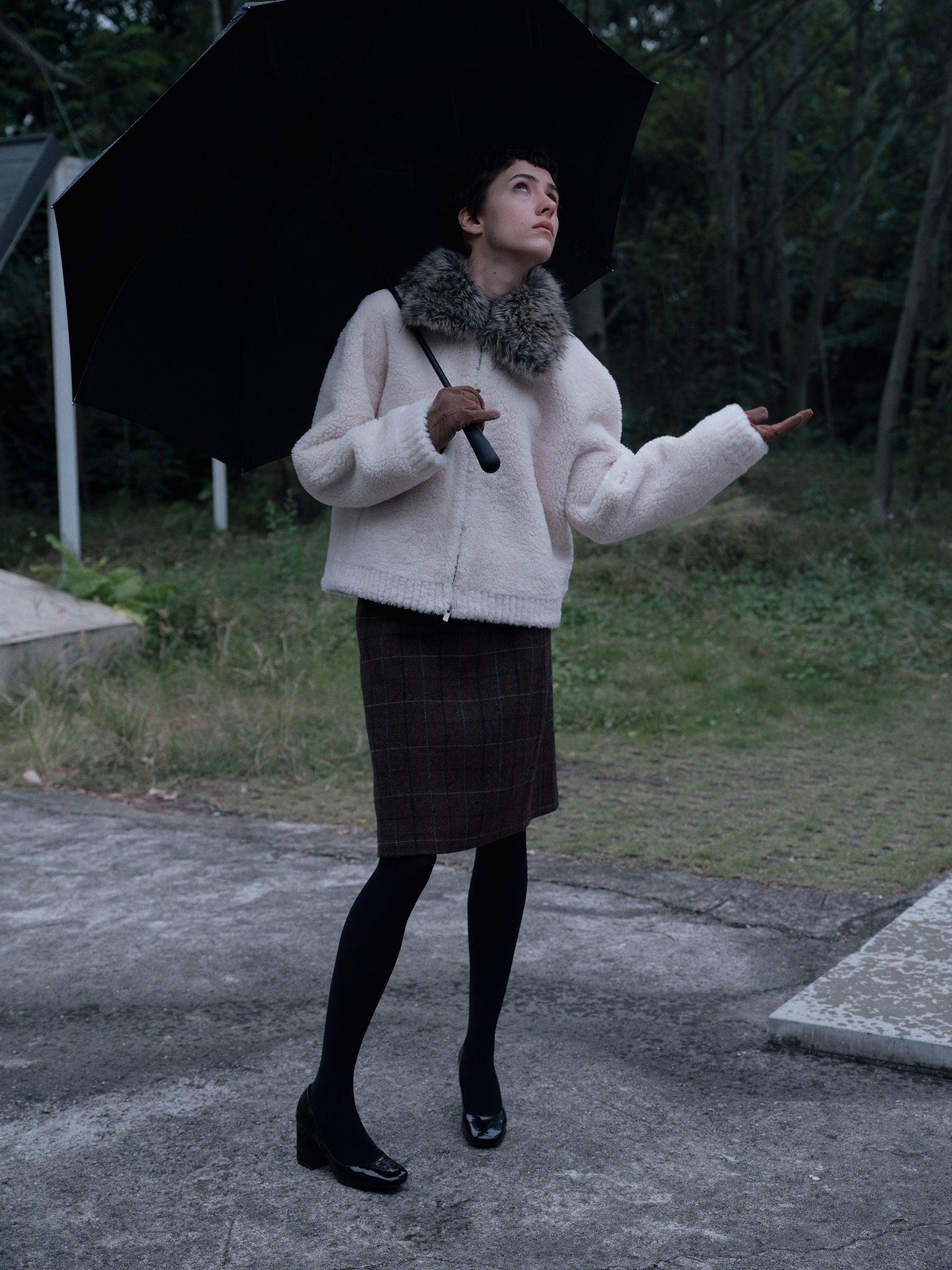 Detachable Faux Fur Collar Shearling Jacket cream