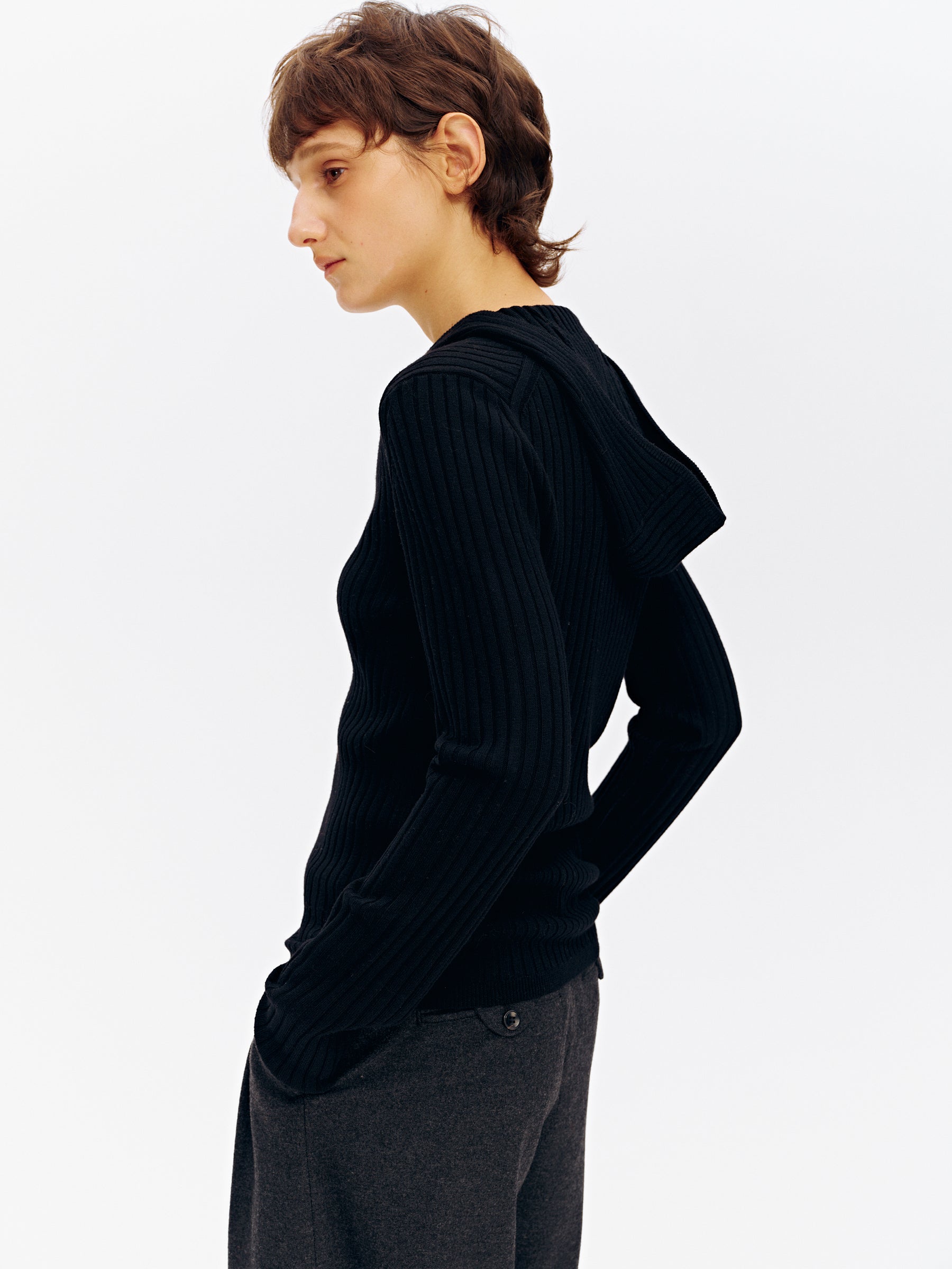 Hooded Half-Zip Ribbed Slim Fit Sweater black