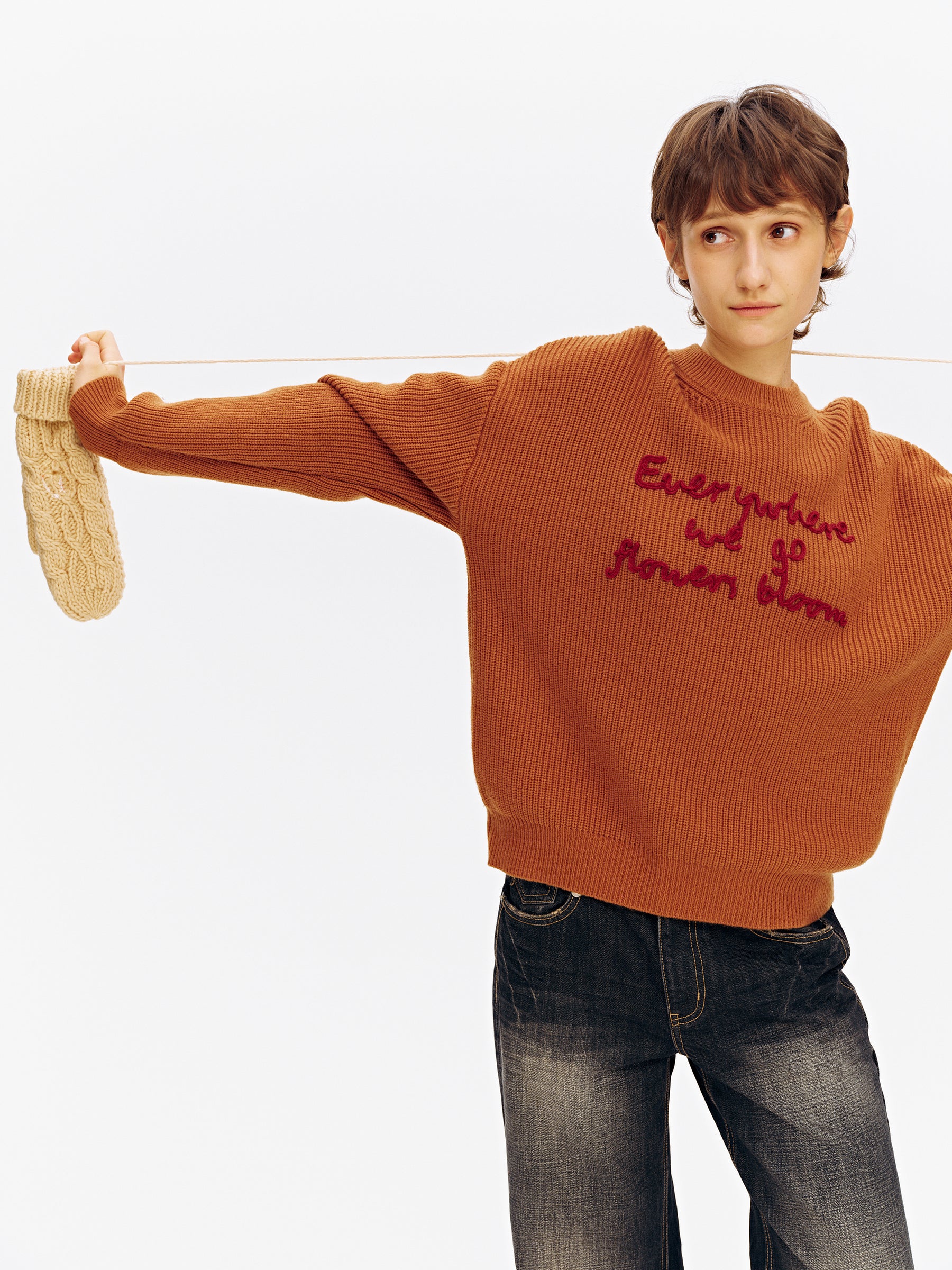 Wool Blend Embroidered Crewneck Chunky Knit Pullover khaki