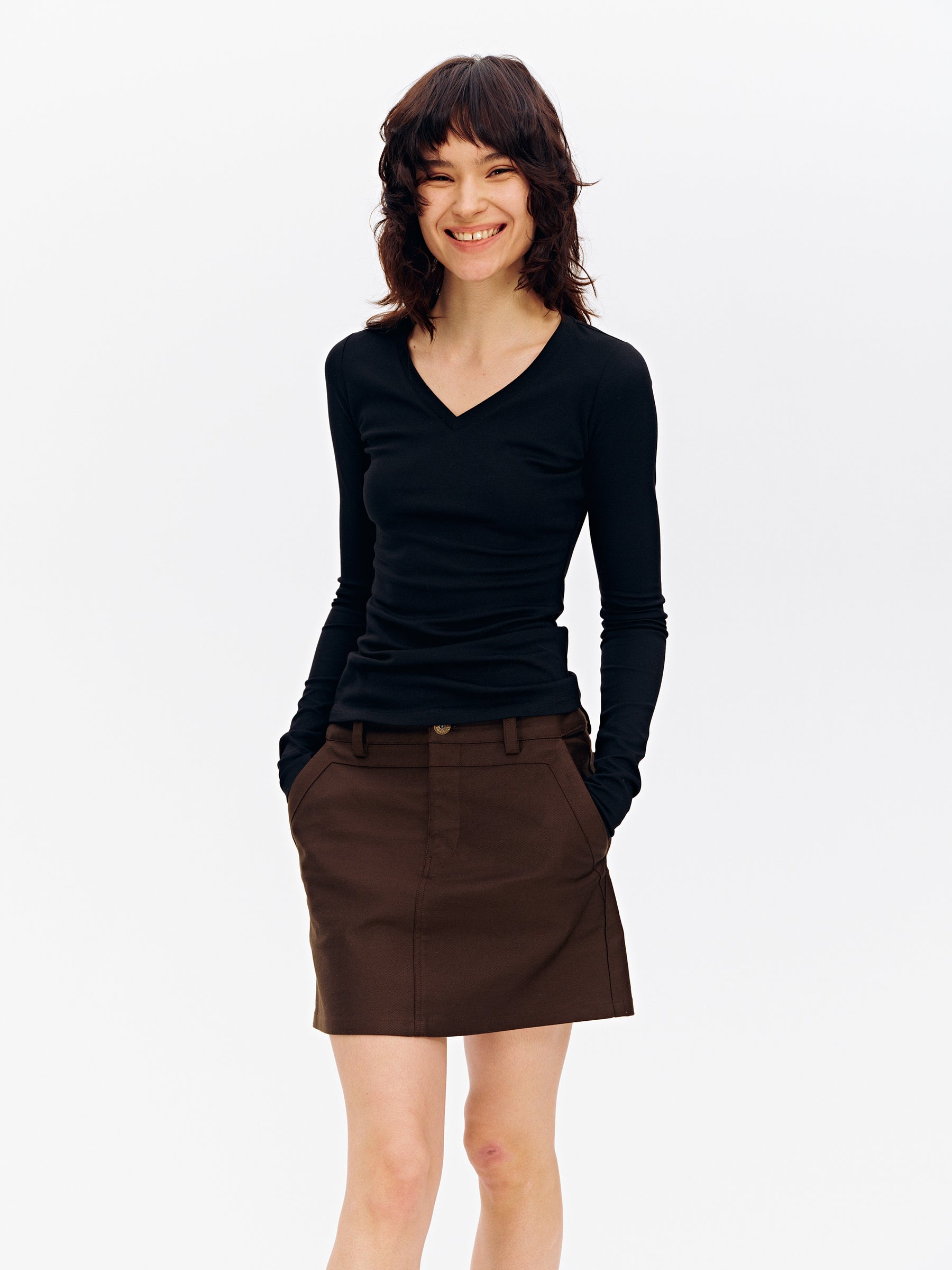 Lyocell V-Neck Slim-Fit Stretch Long-Sleeve Tee Black