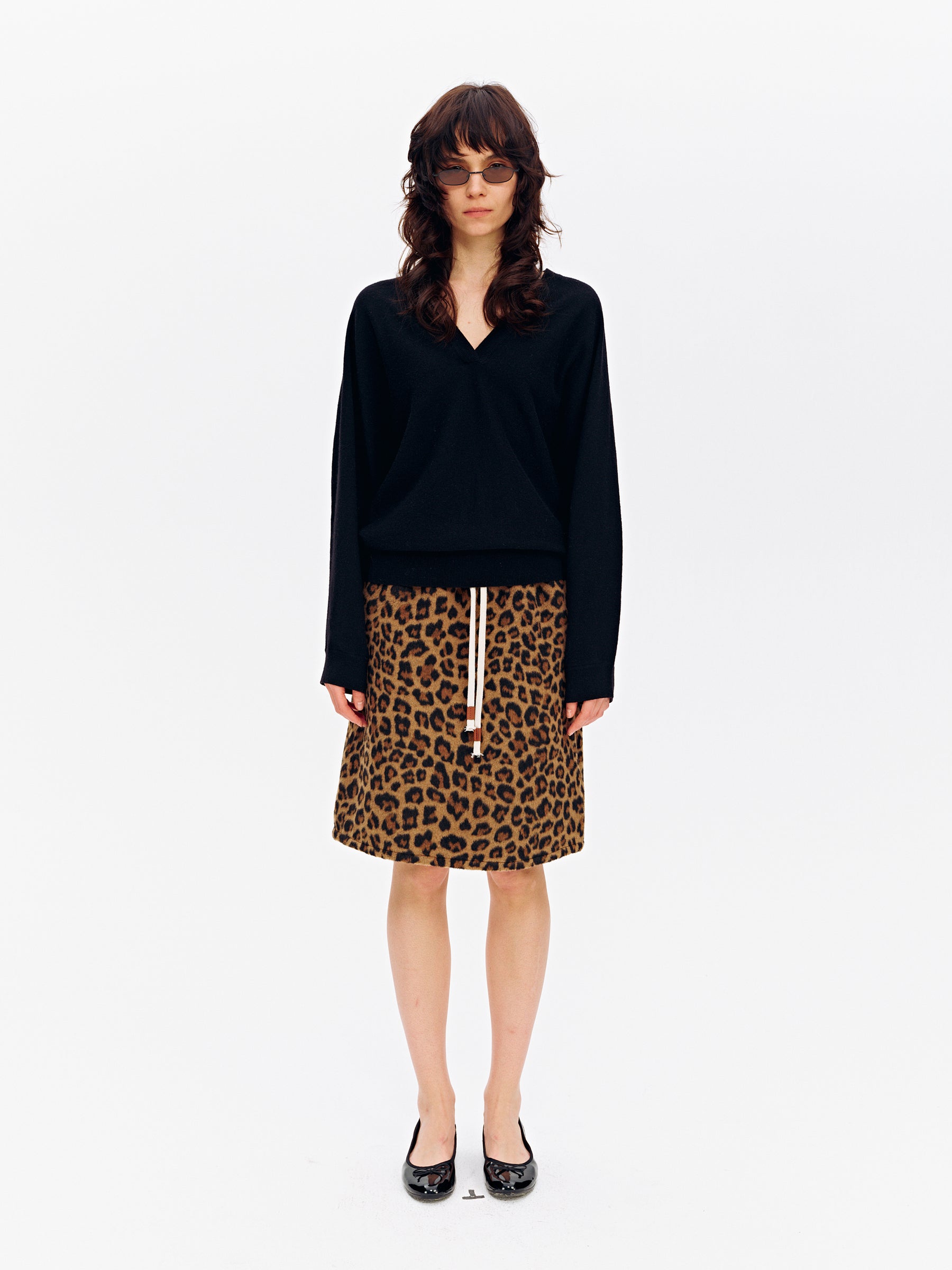 Wool Blend V-Neck Batwing Sleeve Pullover black
