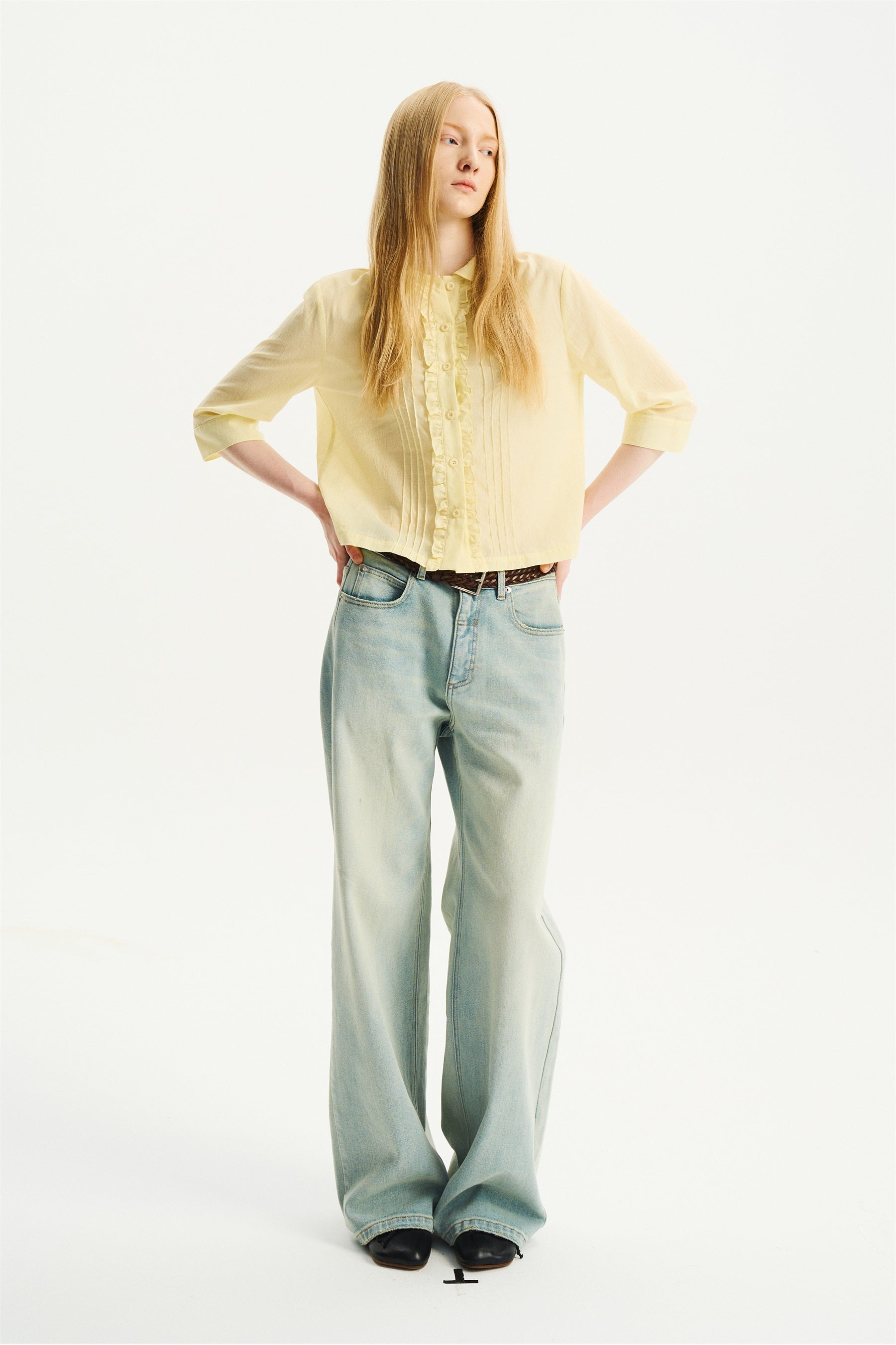 Peter Pan Collar Elbow-Sleeve Shirt Light Yellow