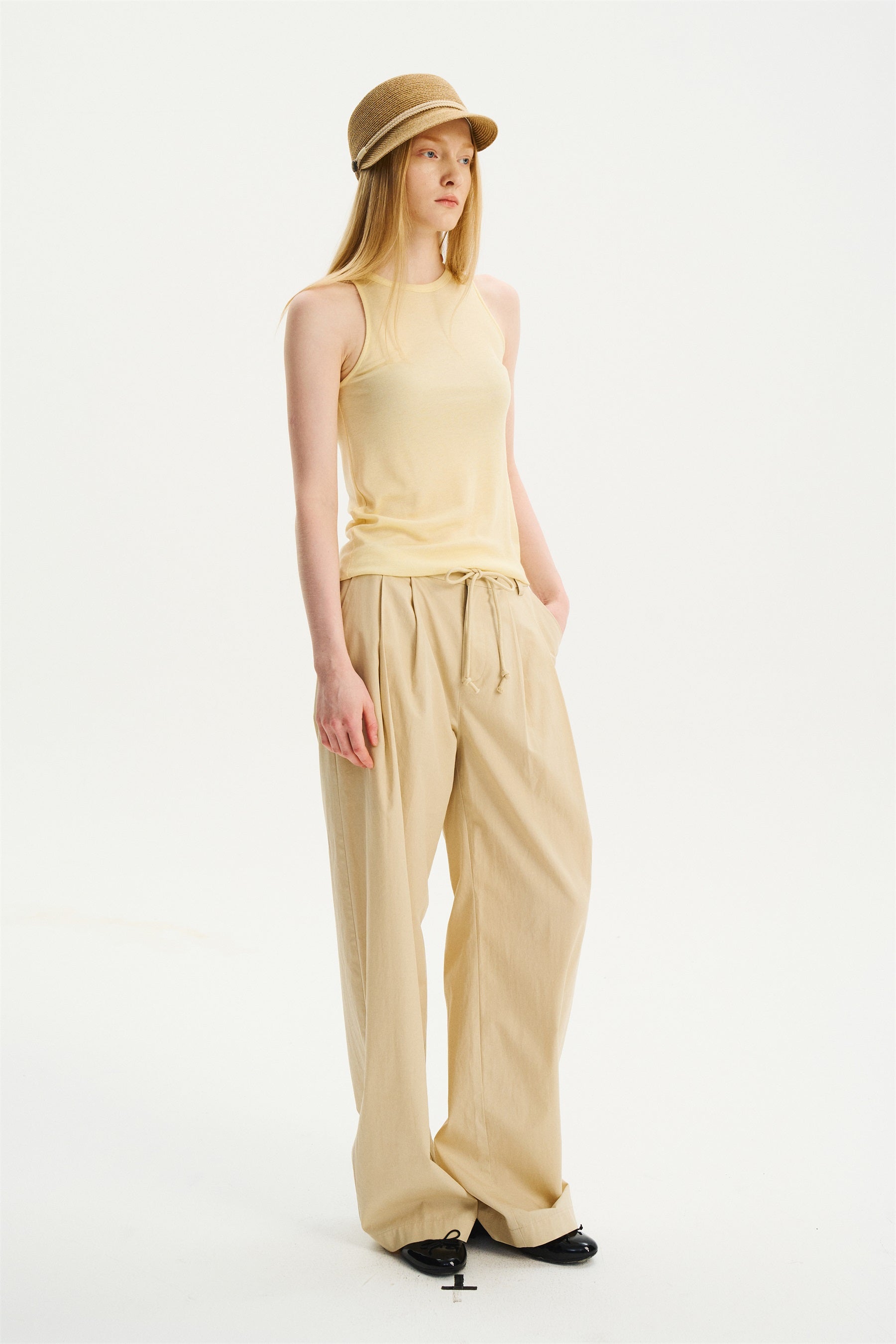 Mid-Low Rise Pleated Drawstring Pants Light Apricot