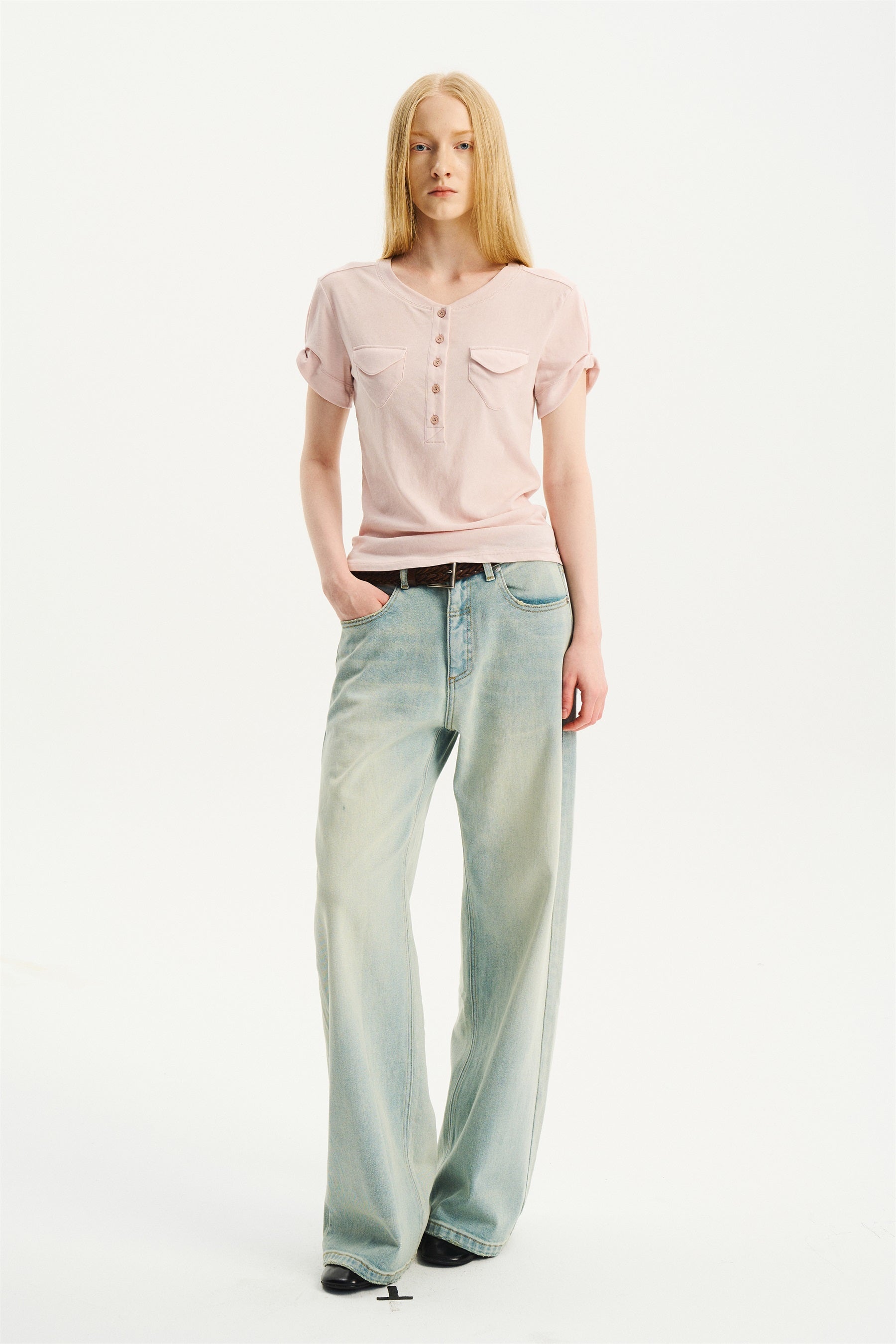 Lightweight Double-Pocket Henley T-Shirt Light Pink