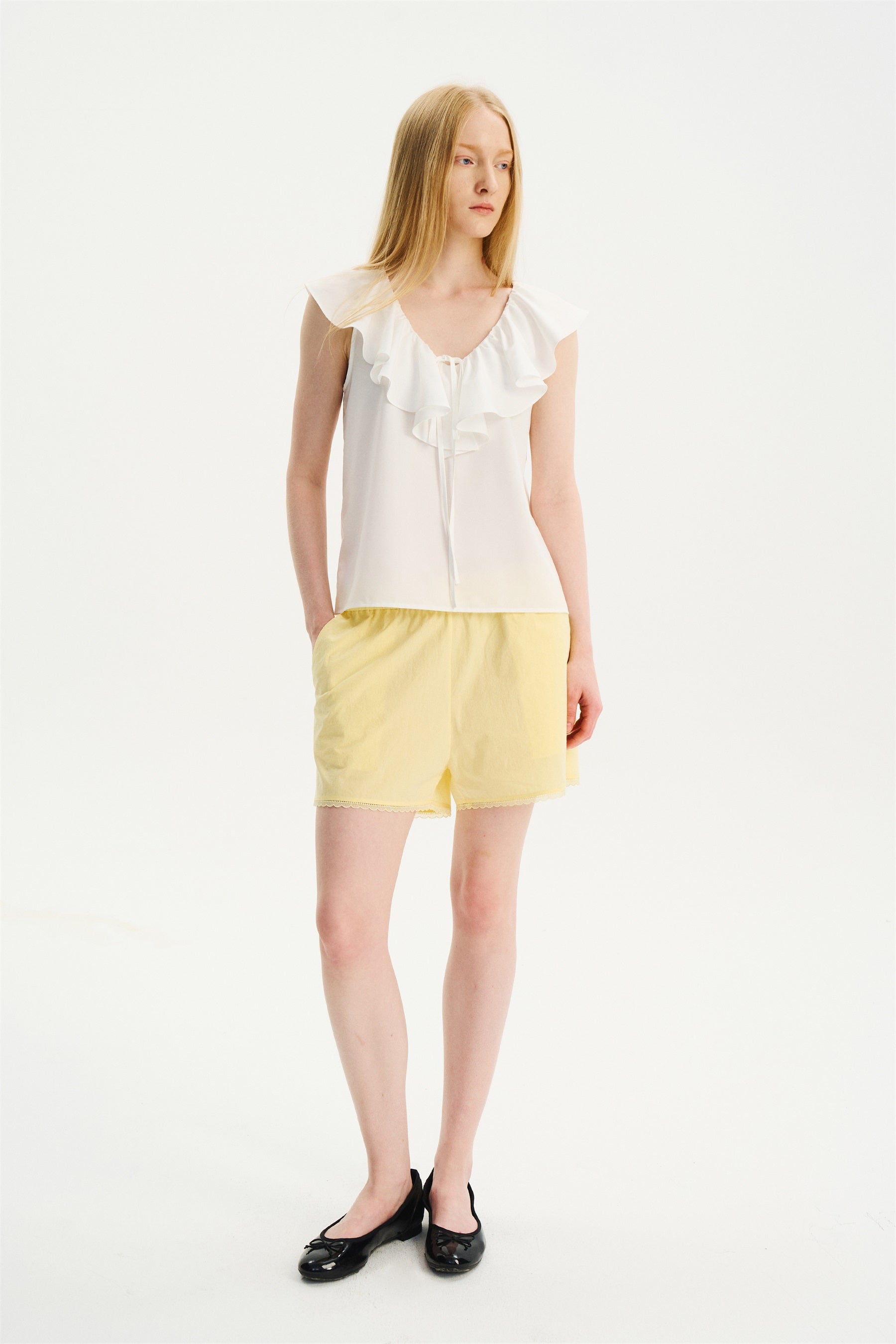 Elastic-Waist Lace-Trim Shorts Yellow