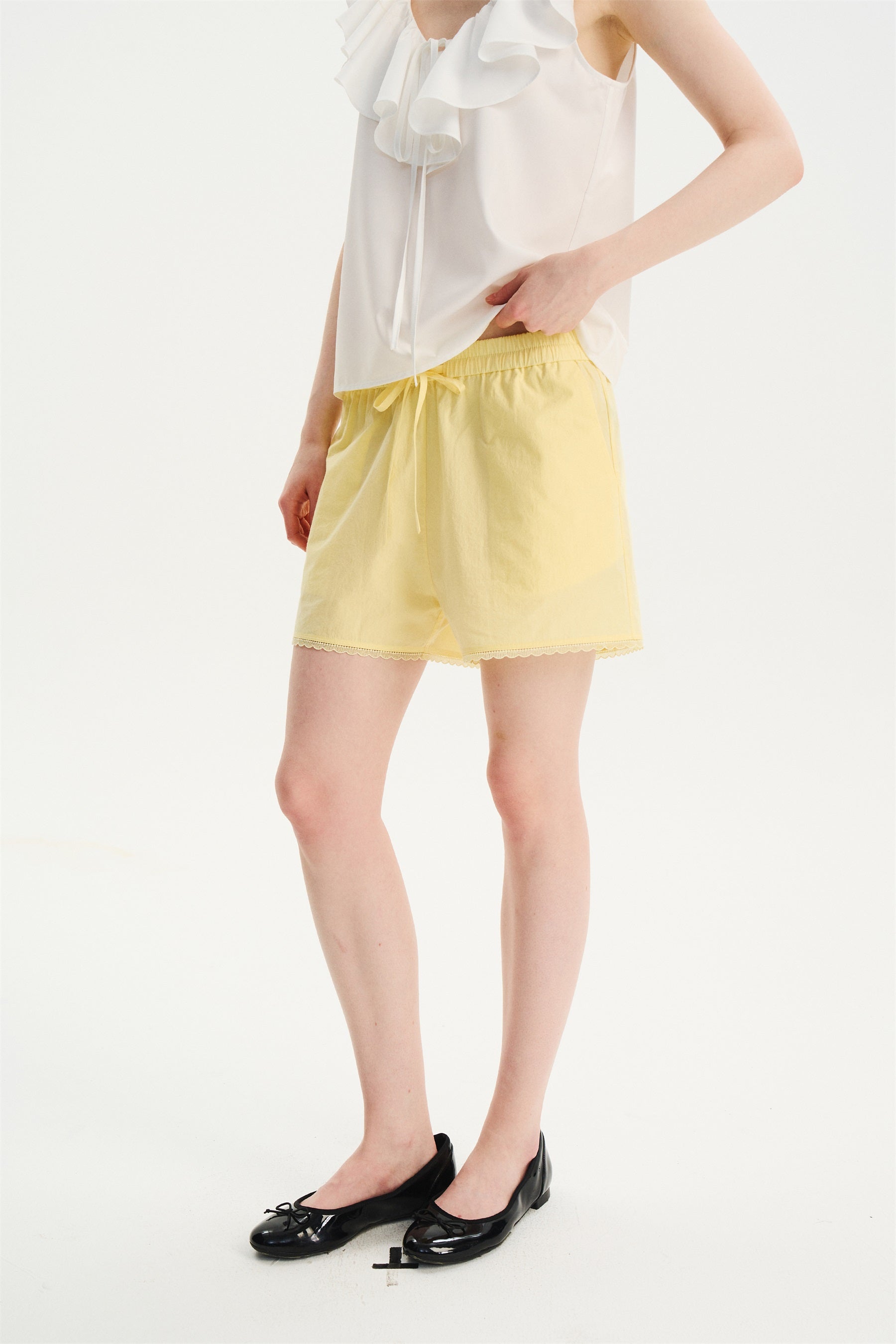 Elastic-Waist Lace-Trim Shorts Yellow