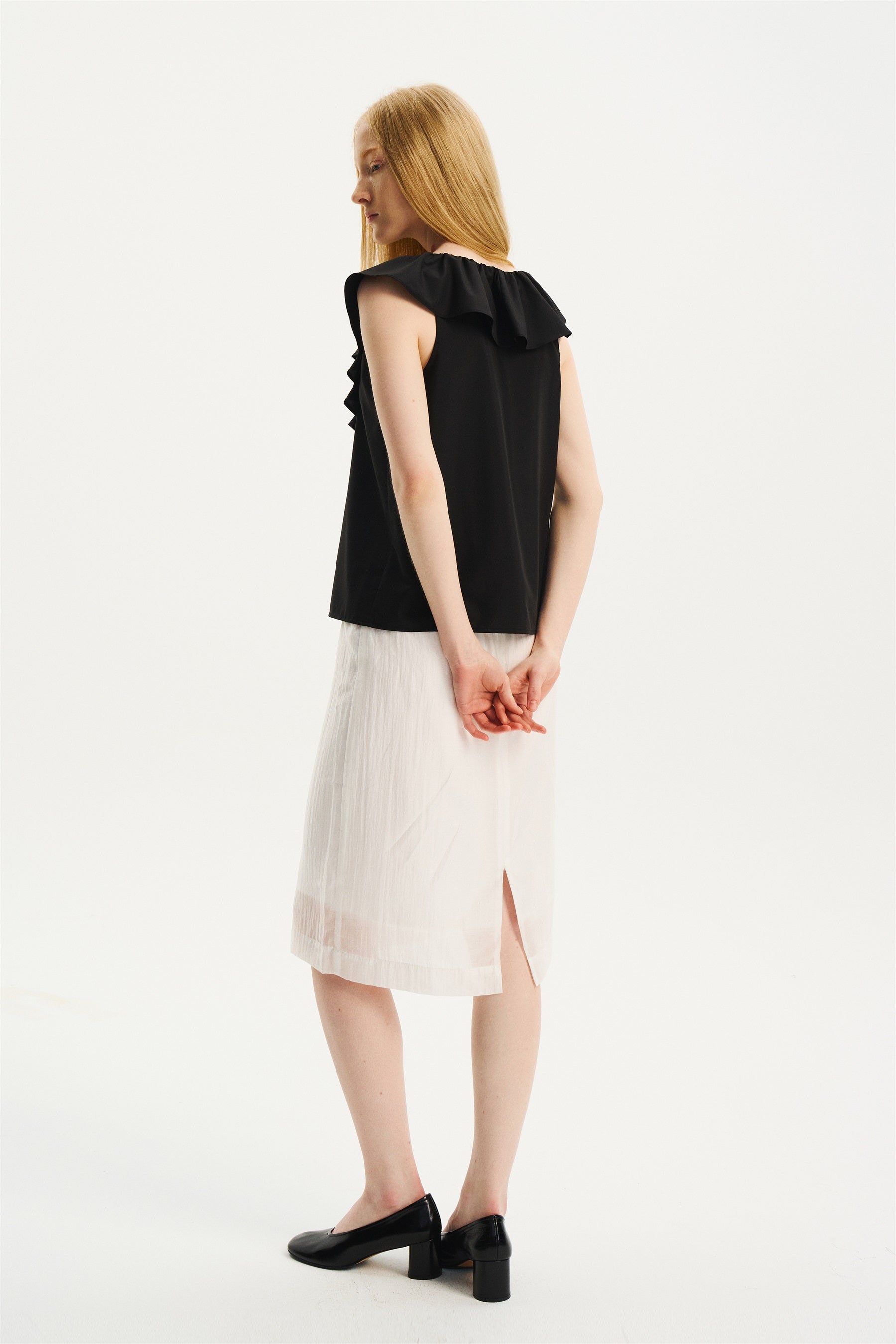 V-Neck Ruffle Sleeveless Top Black