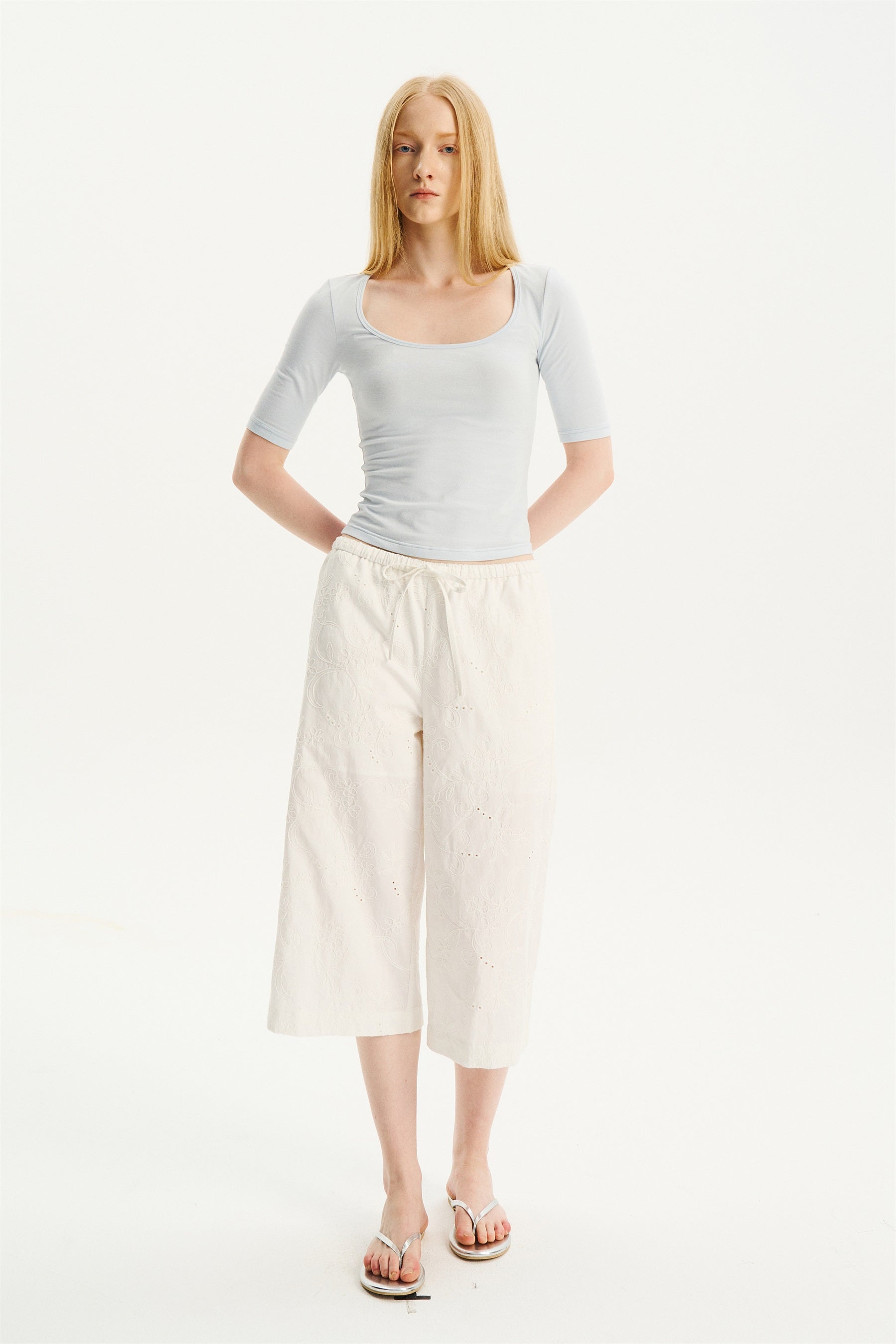 Deep U-Neck Elbow-Sleeve T-Shirt Glacier Blue