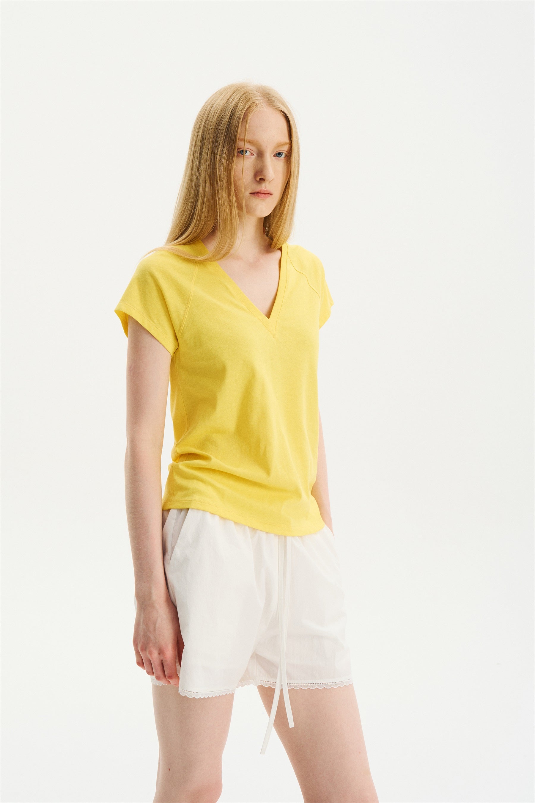 Textured Snowy Cotton-Hemp V-Neck T-Shirt Yellow