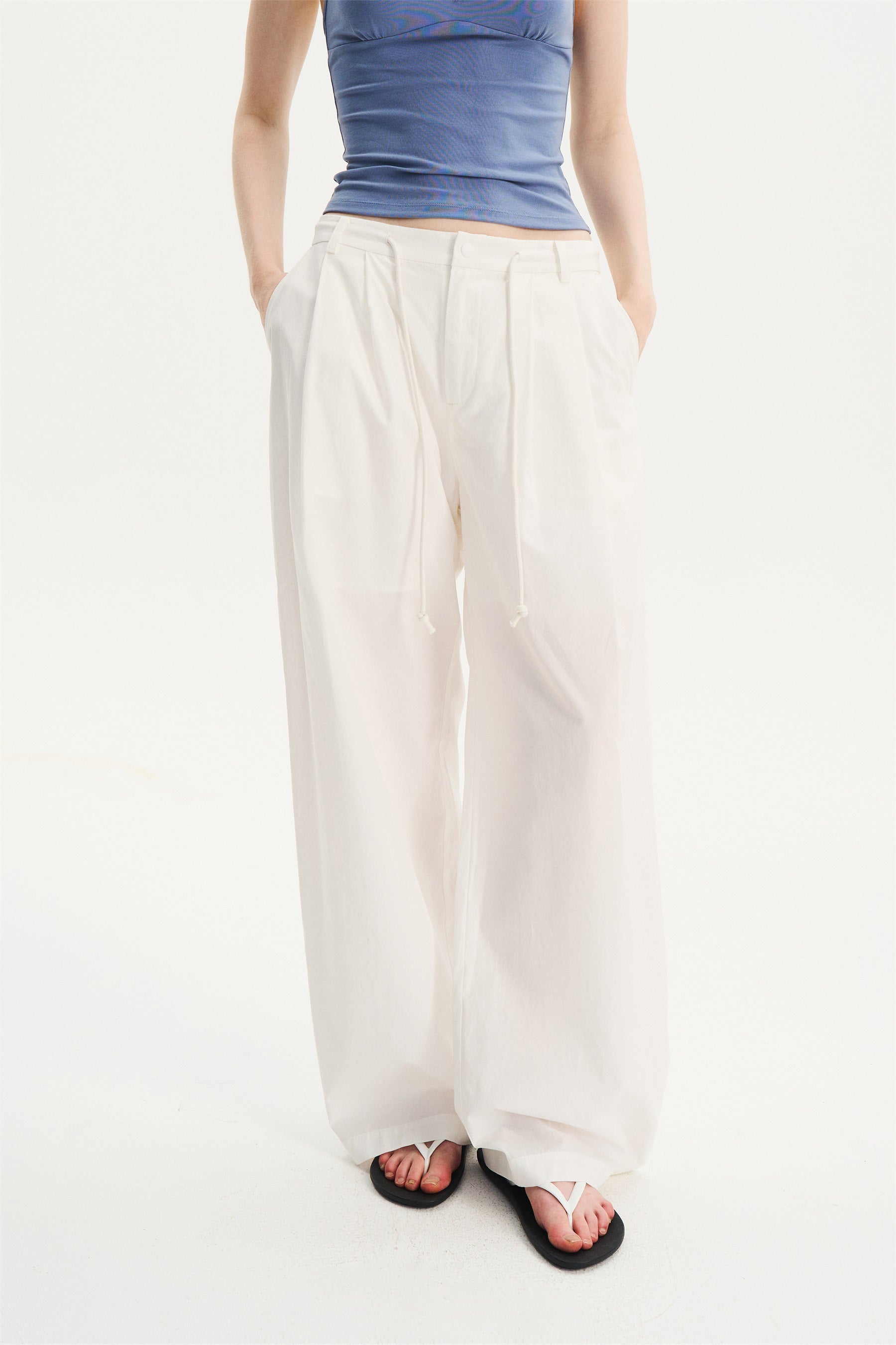 Mid-Low Rise Pleated Drawstring Pants White