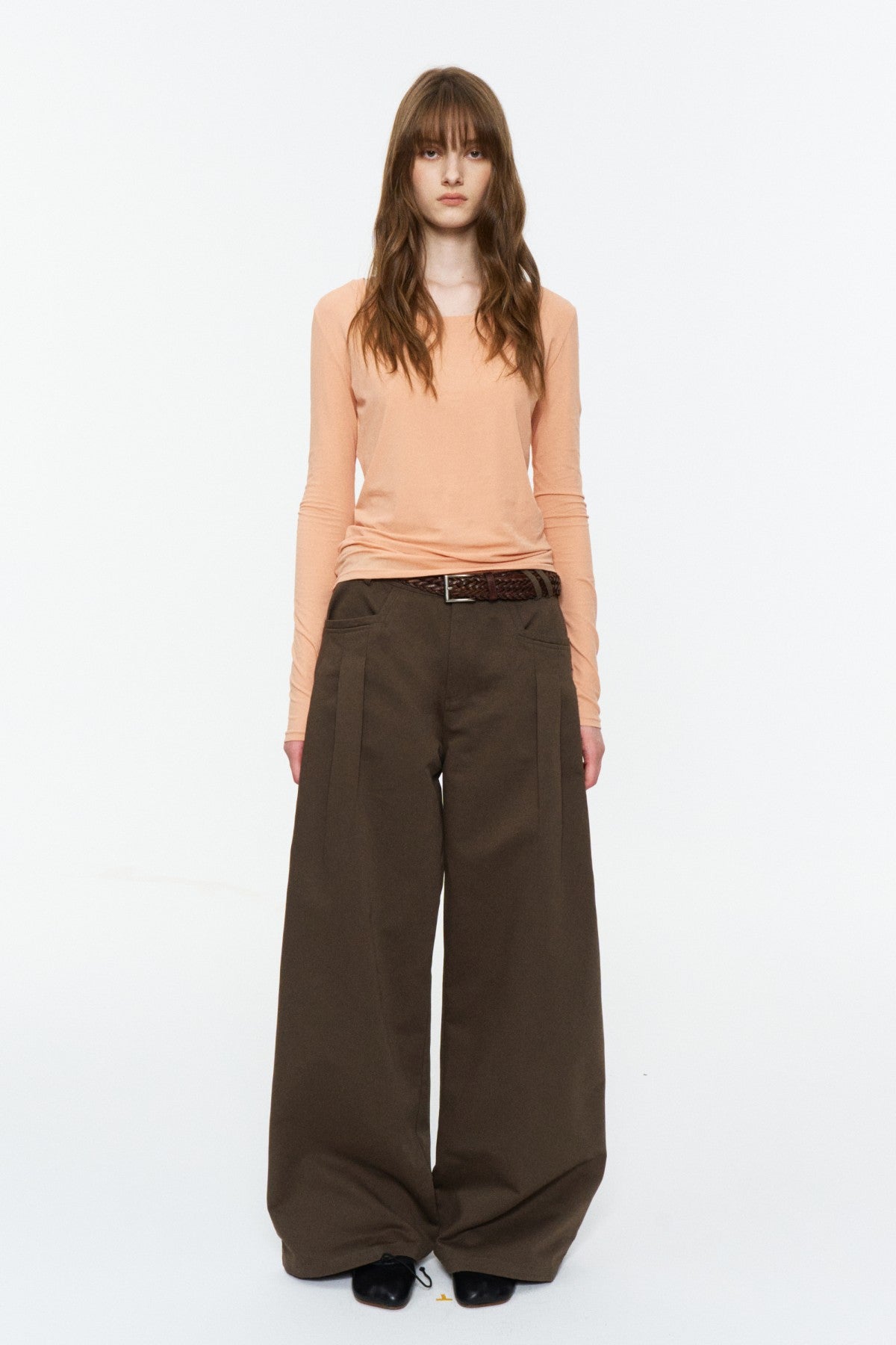 Lightweight Wide U-Neck Fitted Long-Sleeve Tee Orange