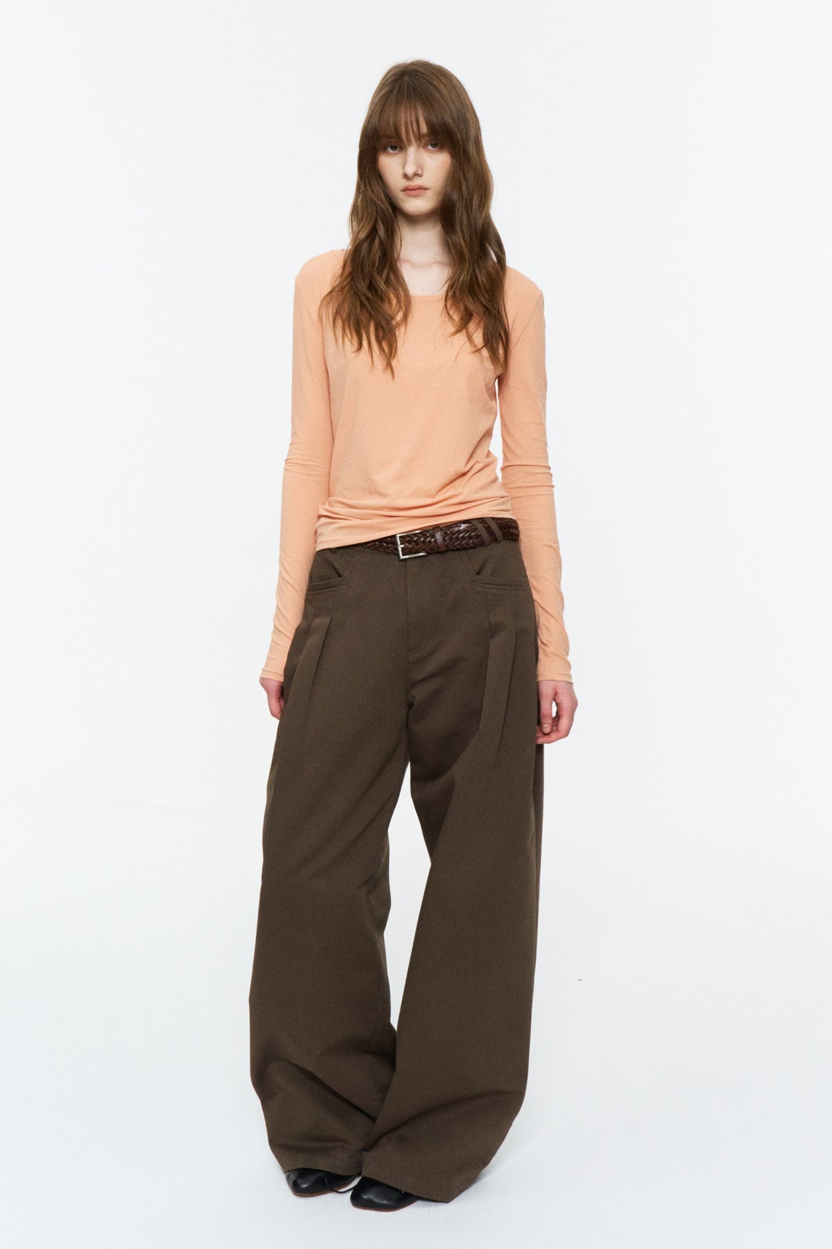 Lightweight Wide U-Neck Fitted Long-Sleeve Tee Orange