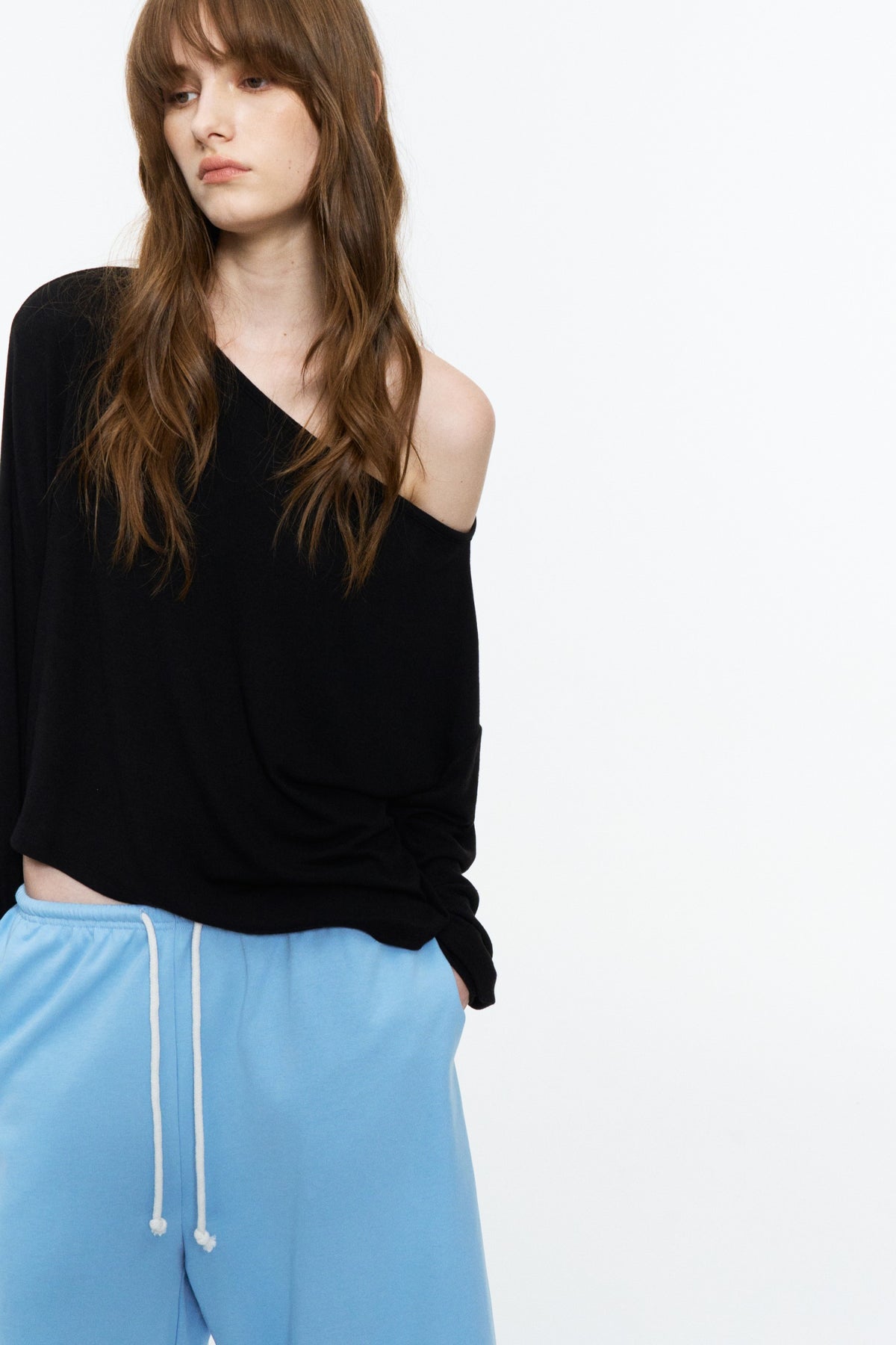 Asymmetric Off-Shoulder Relaxed Knit Top Black