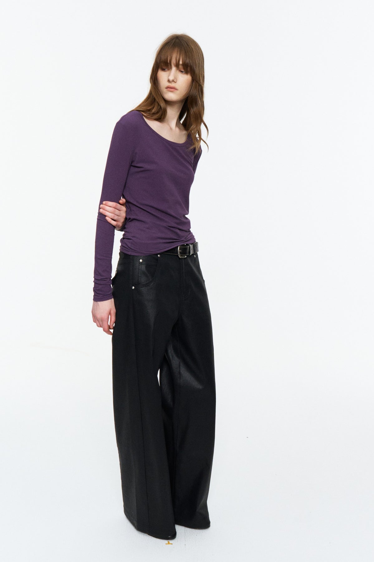 Lightweight Wide U-Neck Fitted Long-Sleeve Tee Purple