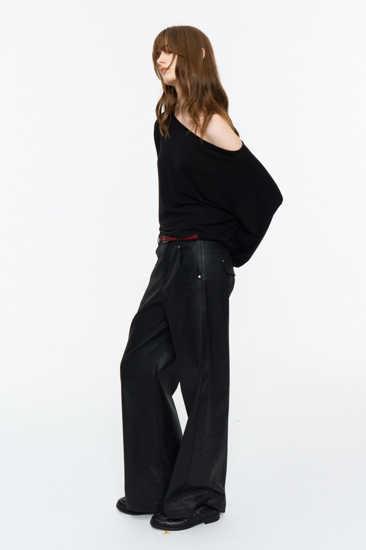 Asymmetric Off-Shoulder Relaxed Knit Top Black
